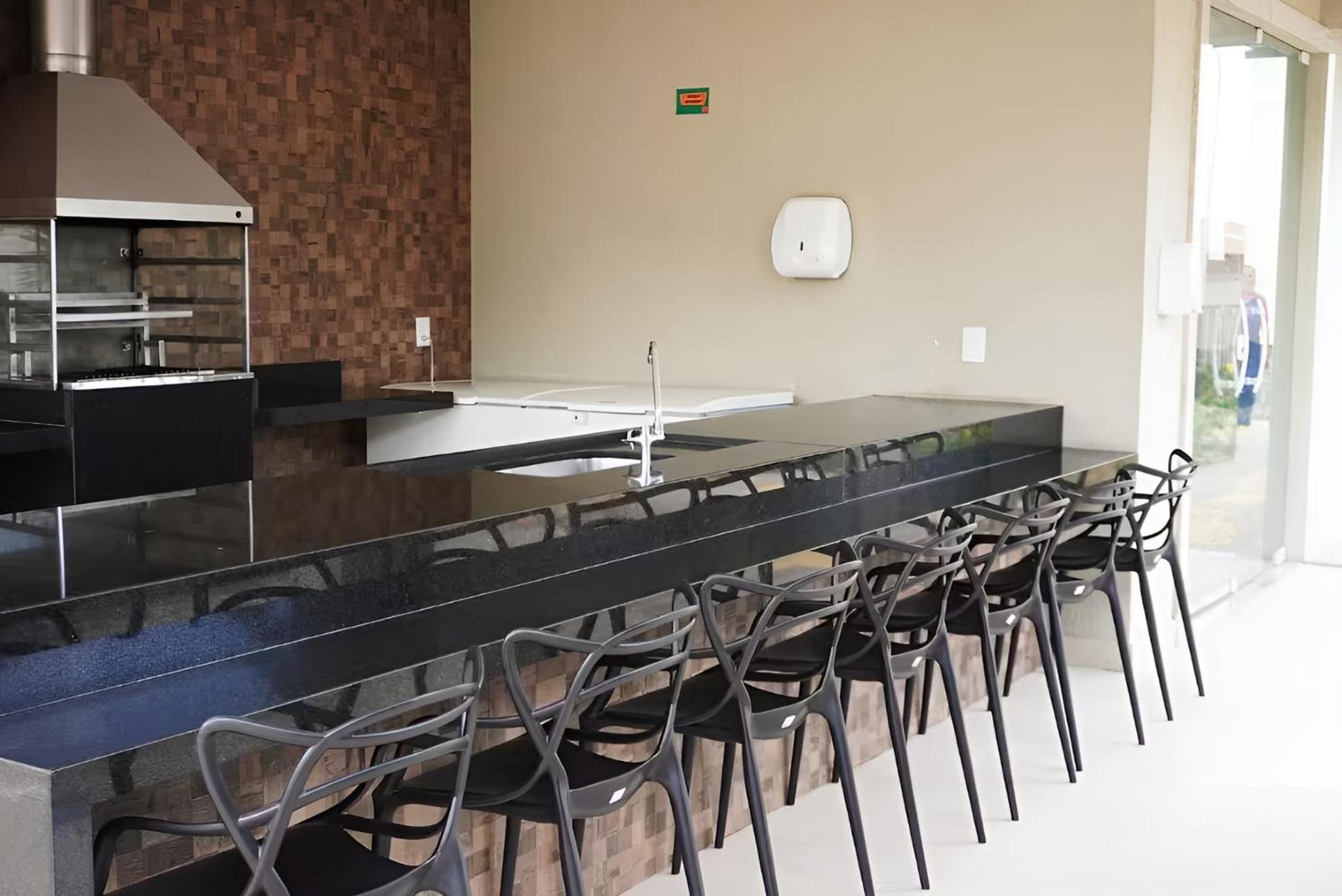 Apartamento pertinho da praia, ótima localização!