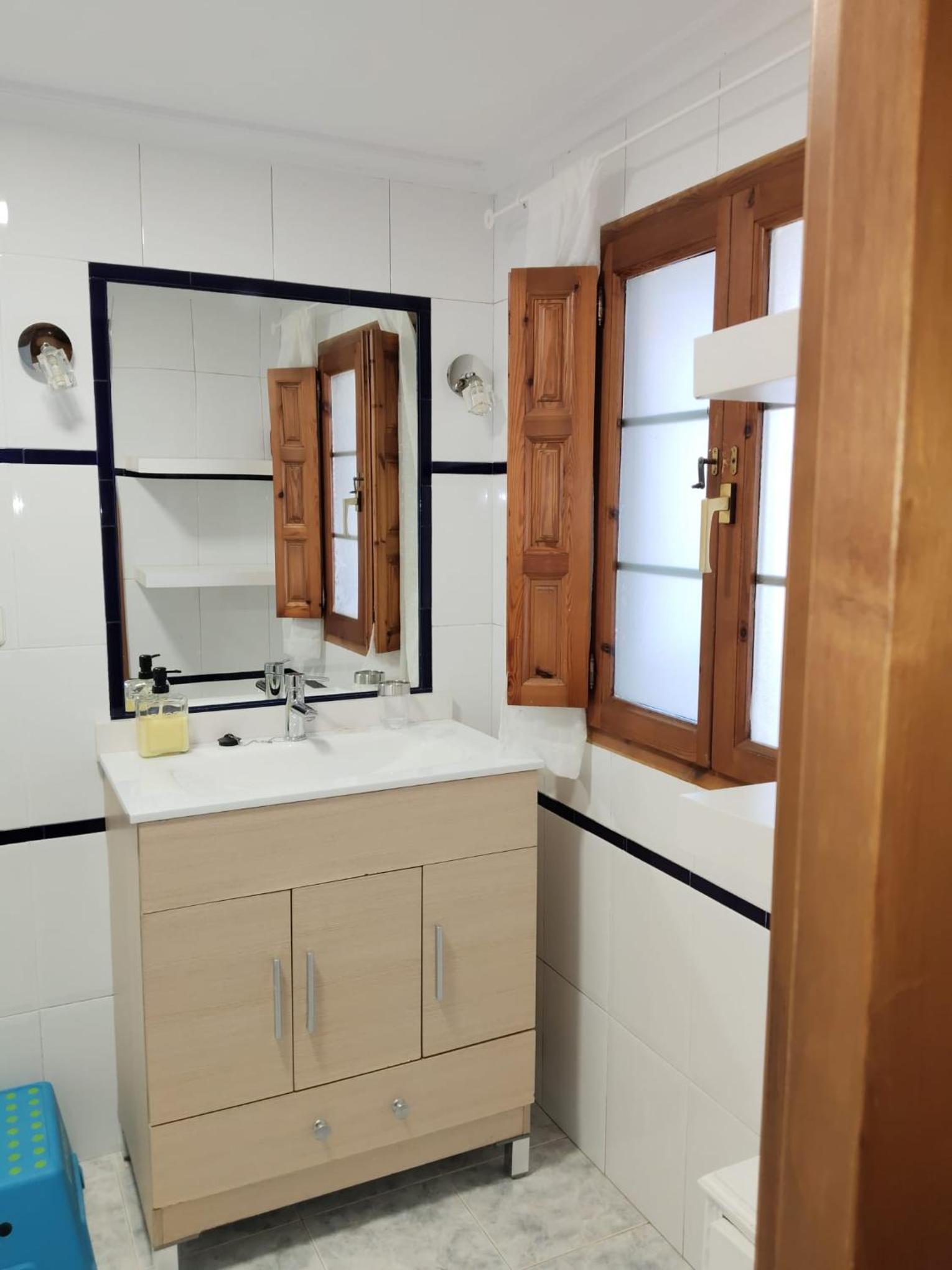Casa adosada en entorno tranquilo ideal para familias