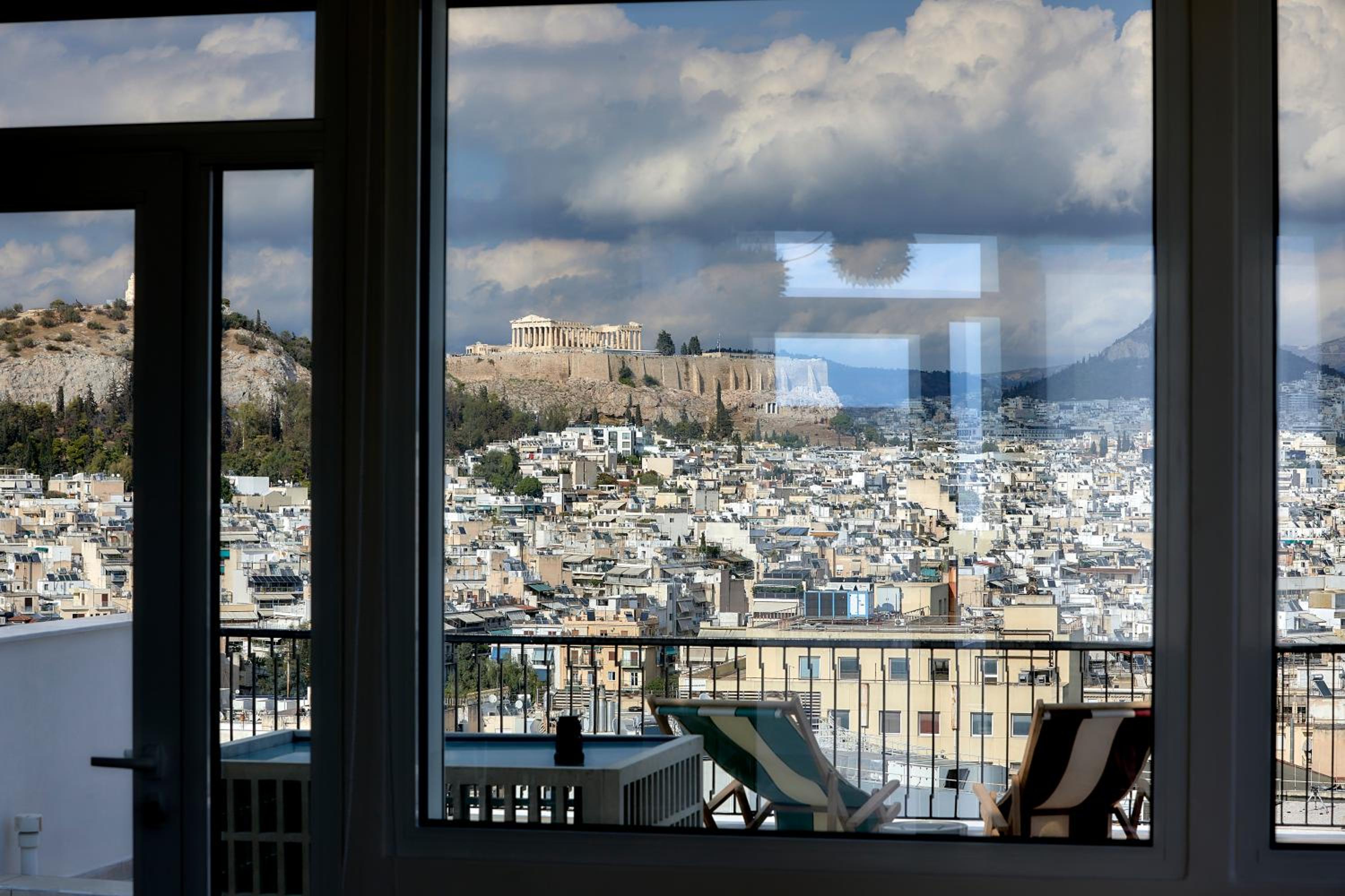 Luxury Penthouse 360 Acropolis and Athens Views