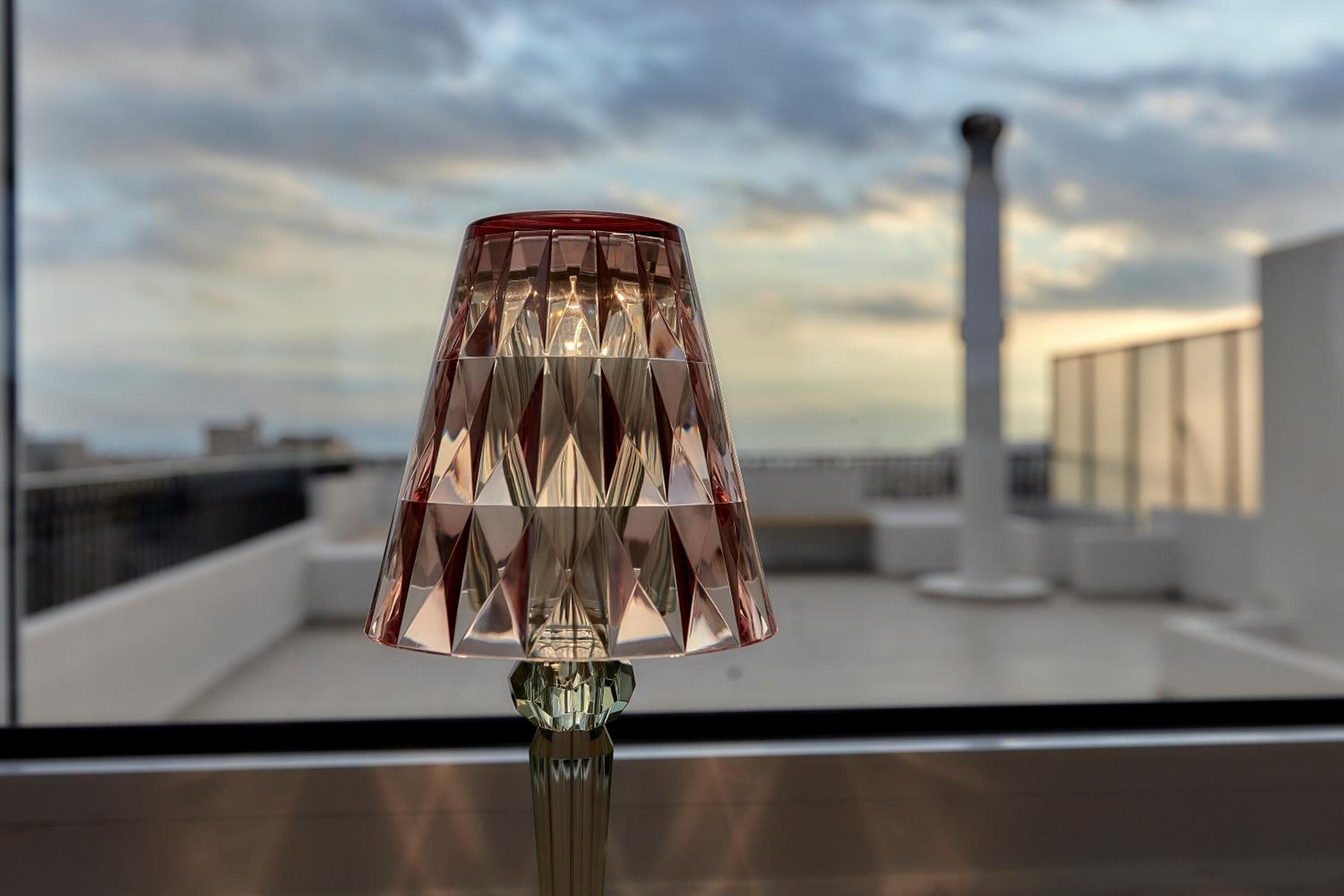 Luxury Penthouse 360 Acropolis and Athens Views