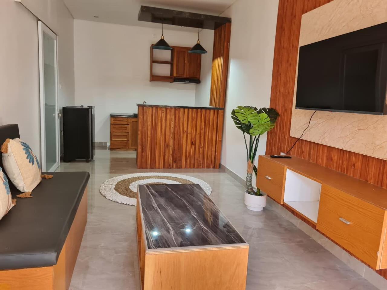 BBC Suites and Garden