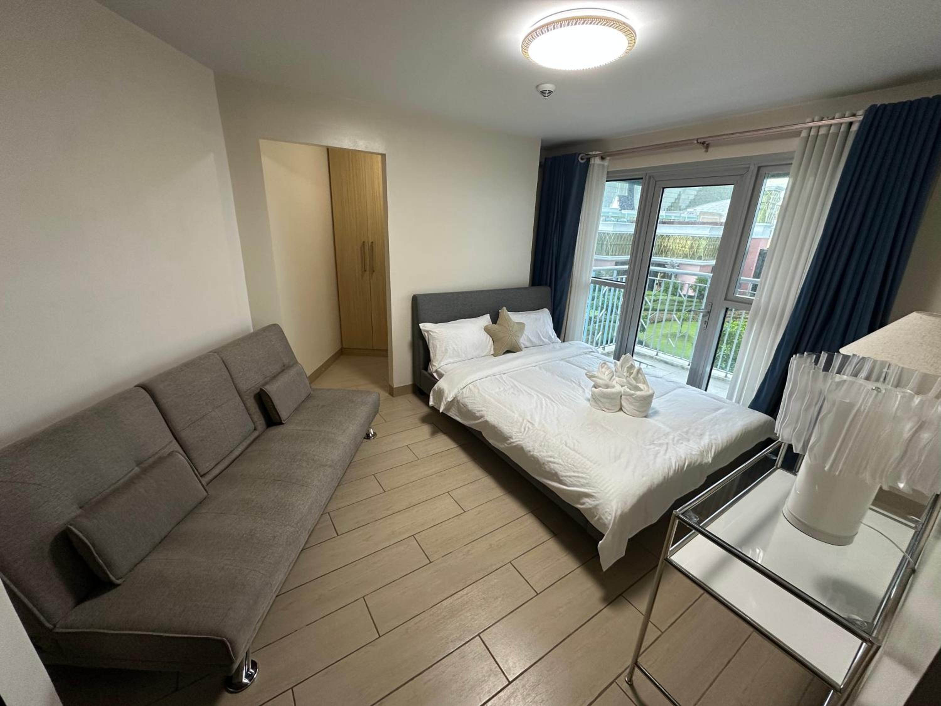 Spacious Unit & High-Floor Hotel near City of Dreams, Airport, Okada, and Solaire Casino