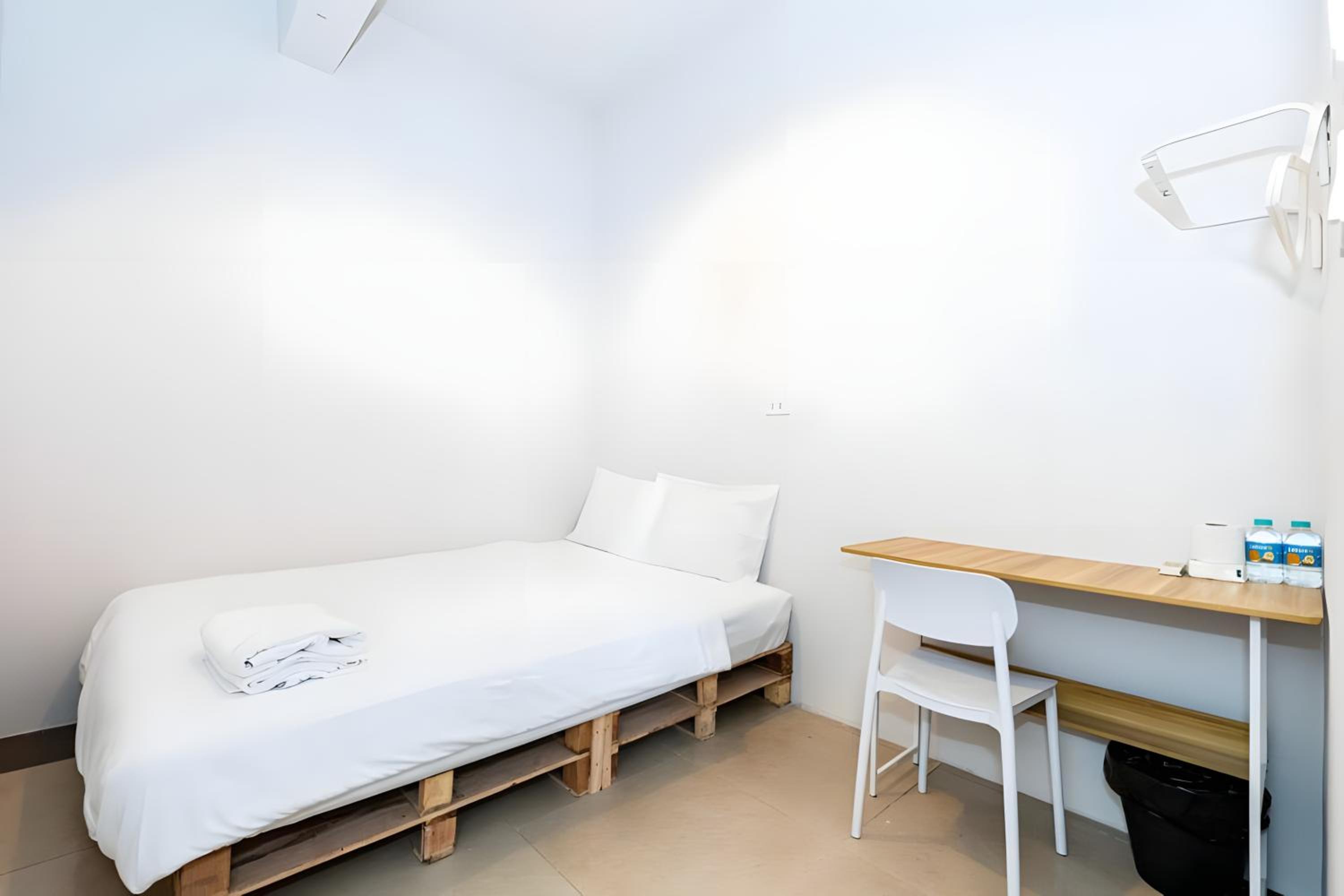 Mitr INN Sukhumvit 2 - BTS Nana มิตร อินน์ สุขุมวิทซอย 2 บีทีเอส นานา