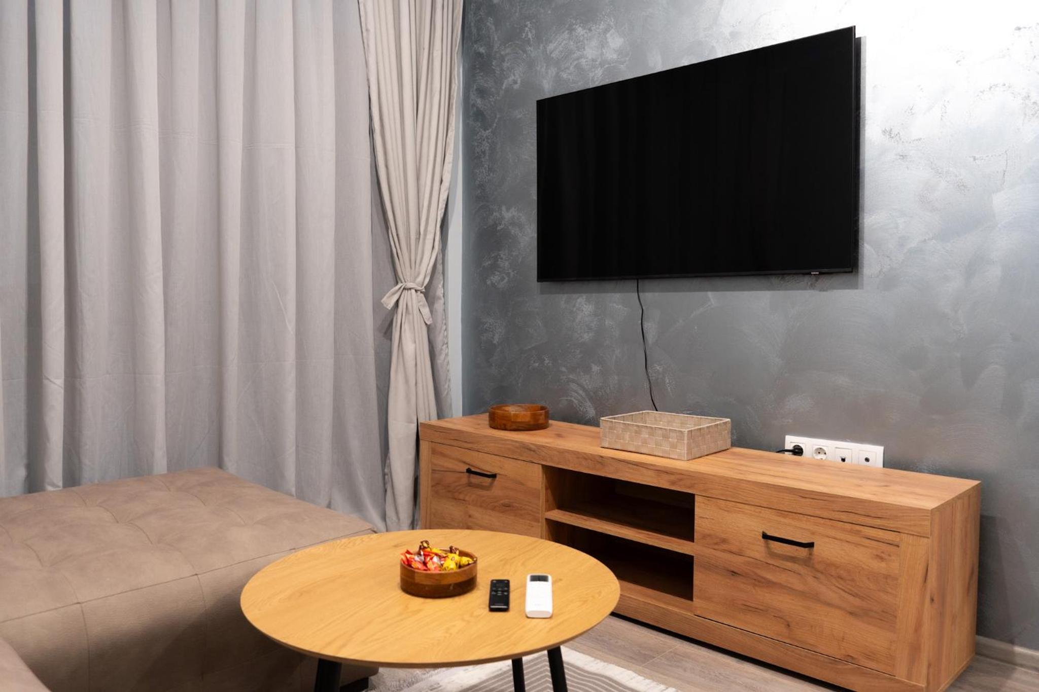 All Seasons Plovdiv - Fast Wi-Fi, AC, Balconies