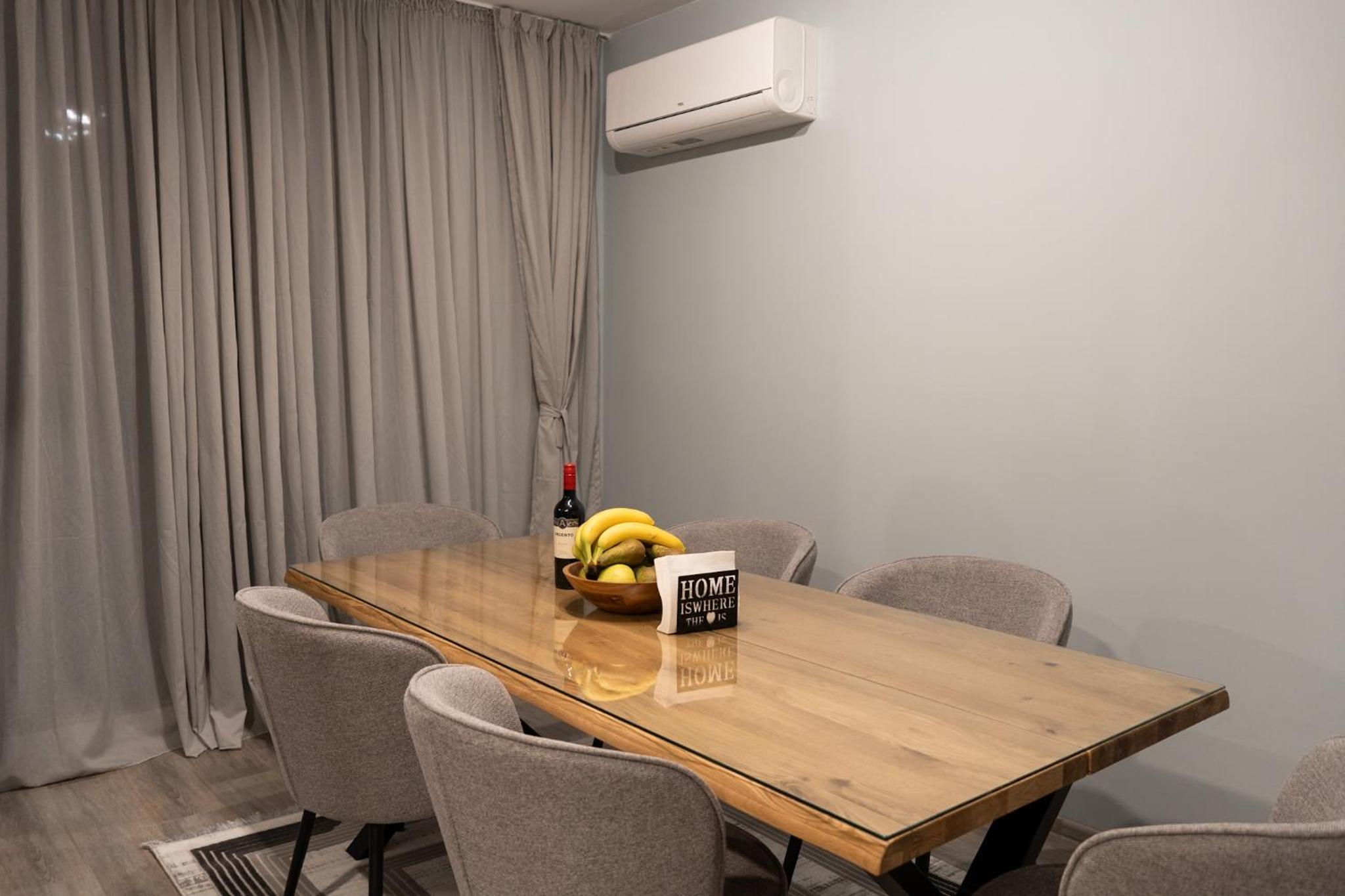 All Seasons Plovdiv - Fast Wi-Fi, AC, Balconies