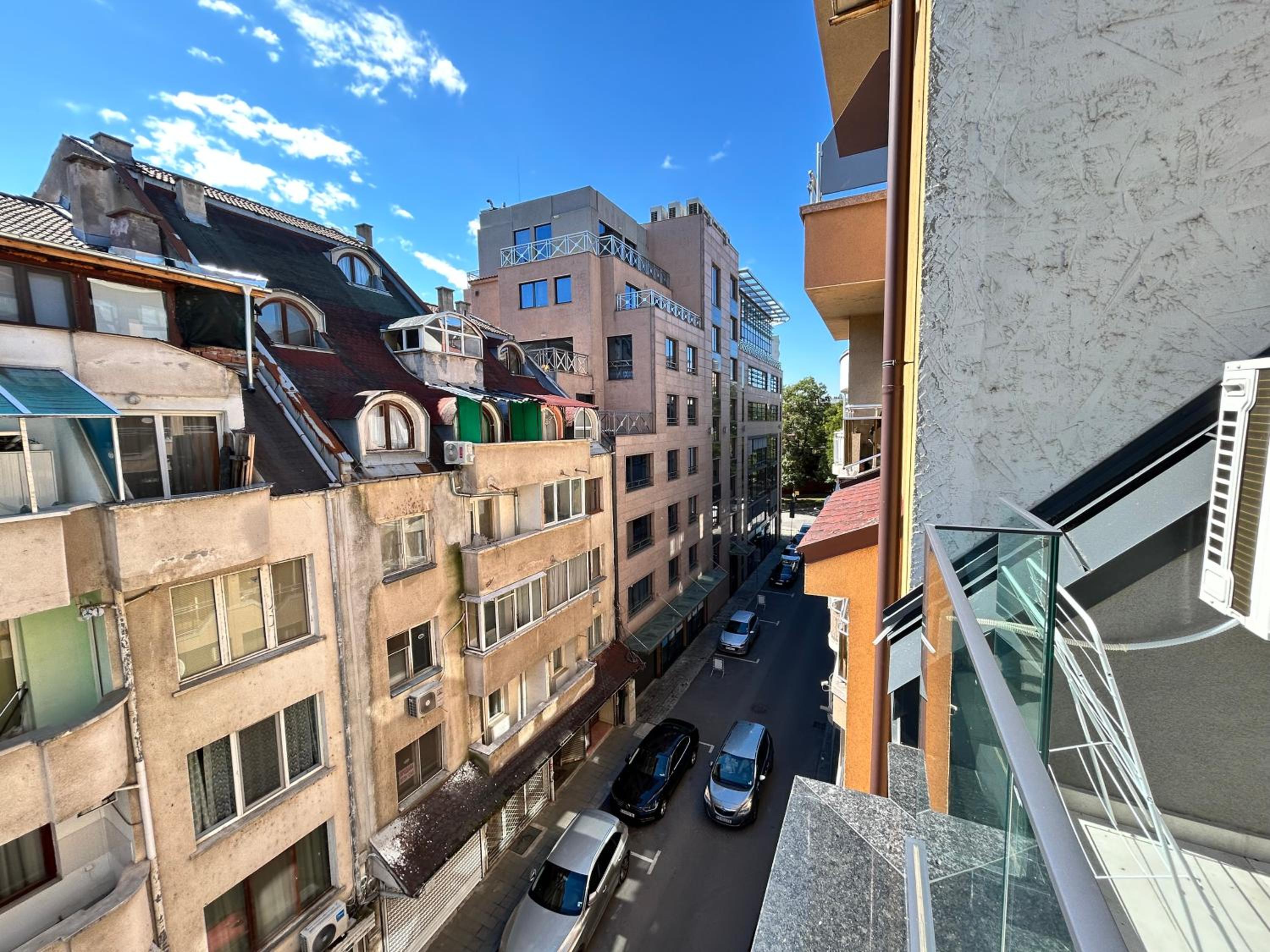 All Seasons Plovdiv - Fast Wi-Fi, AC, Balconies