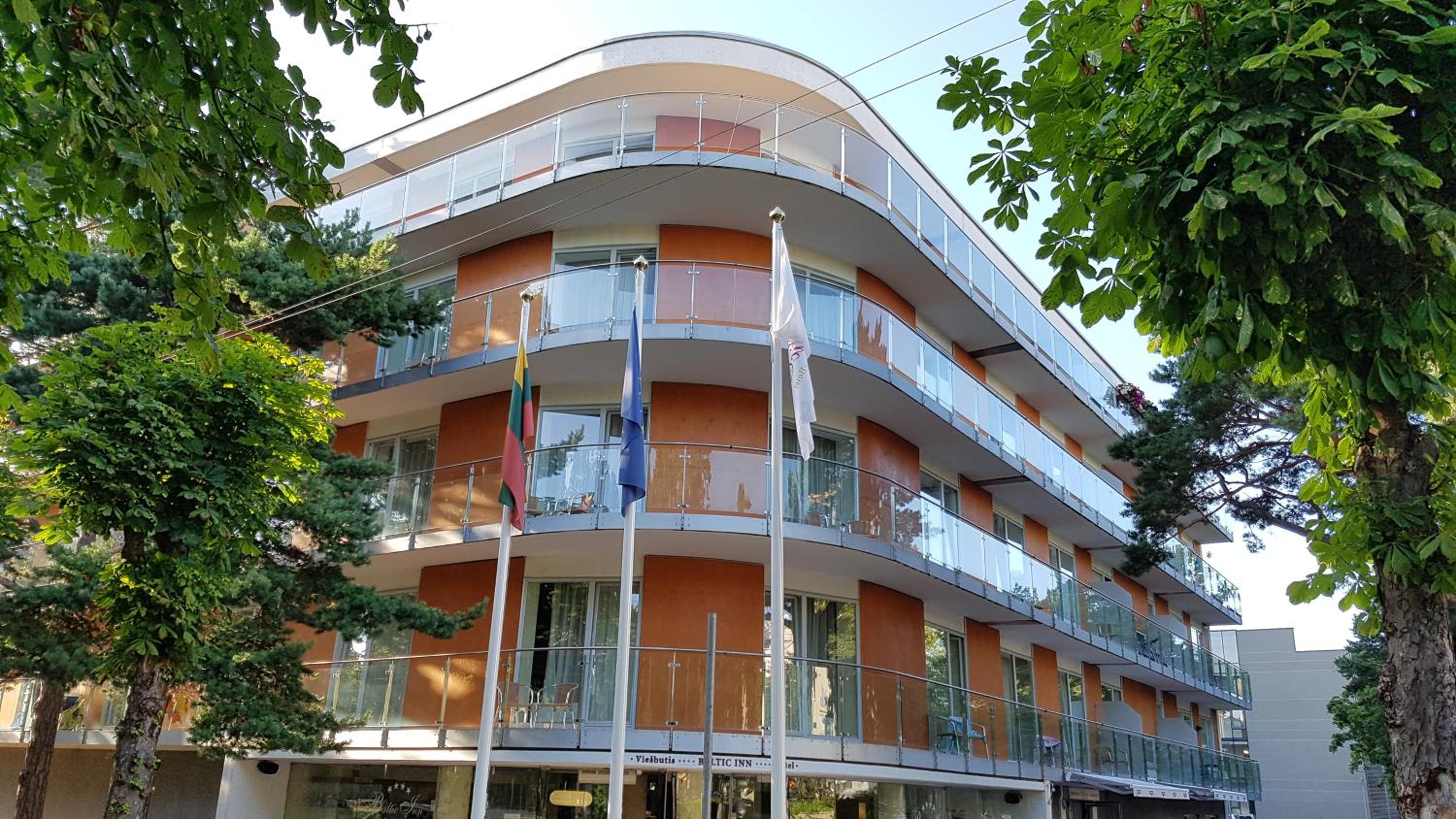 Amber apartment