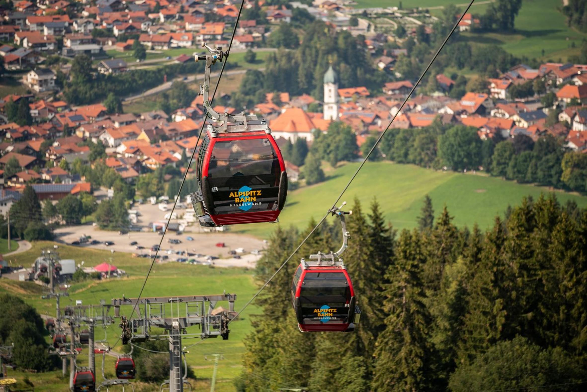 Haus Hindelang - 2 FeWos mit Zugspitzblick, inkl Königscard, gratis Parken & WLAN, Self Check-In, 5 Minuten ins Zentrum