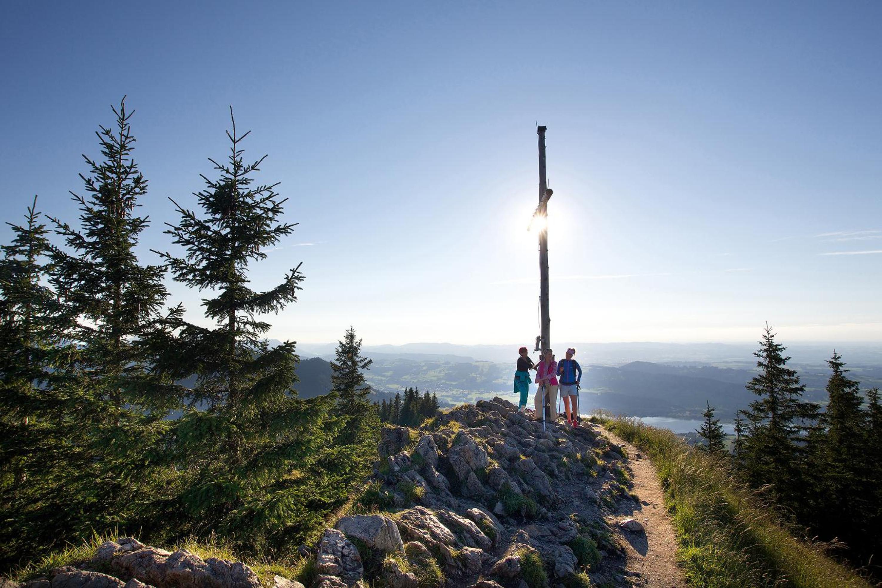 Haus Hindelang - 2 FeWos mit Zugspitzblick, inkl Königscard, gratis Parken & WLAN, Self Check-In, 5 Minuten ins Zentrum