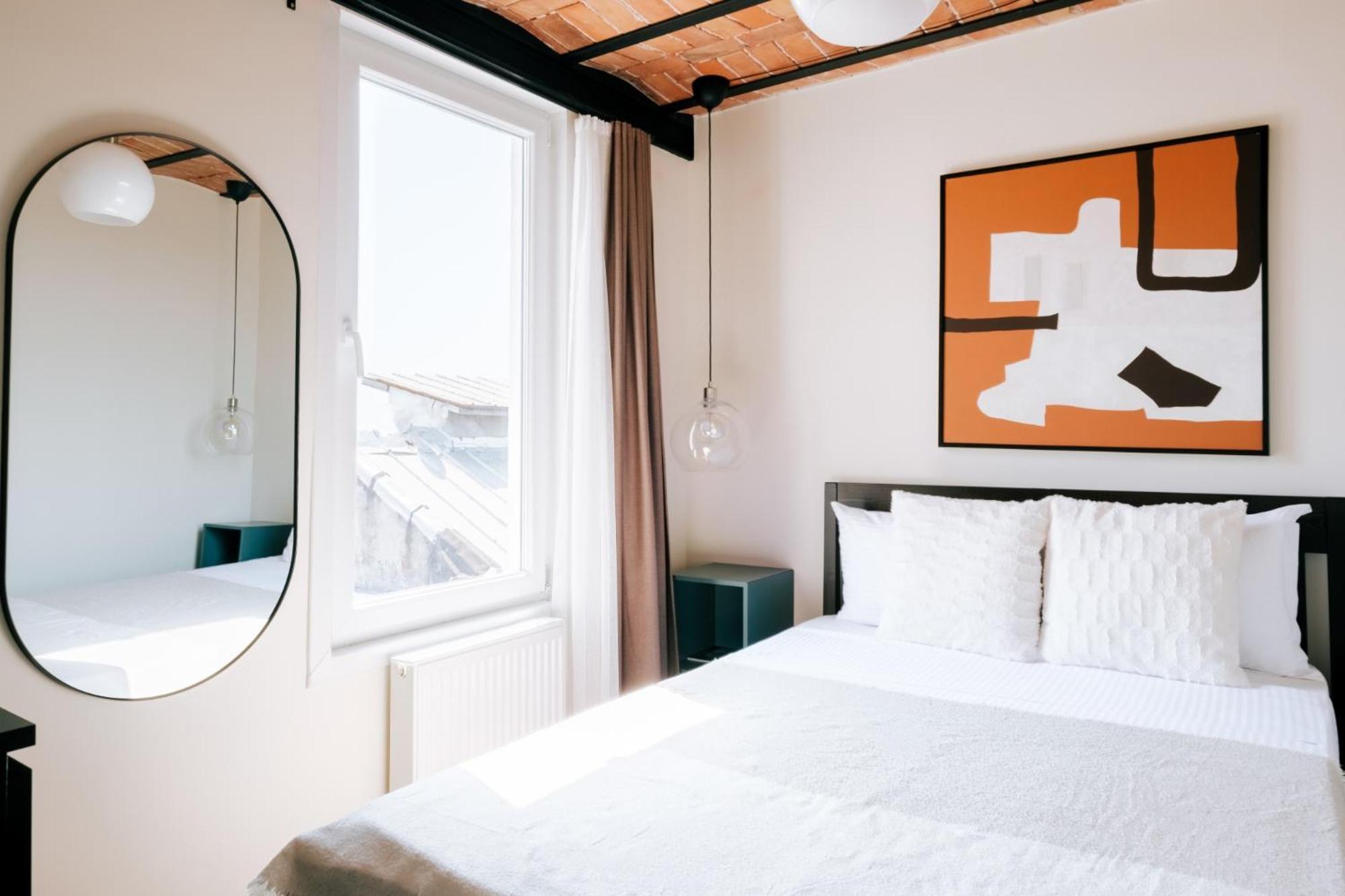 Luxury Flat Next to Galata and Metro w City View
