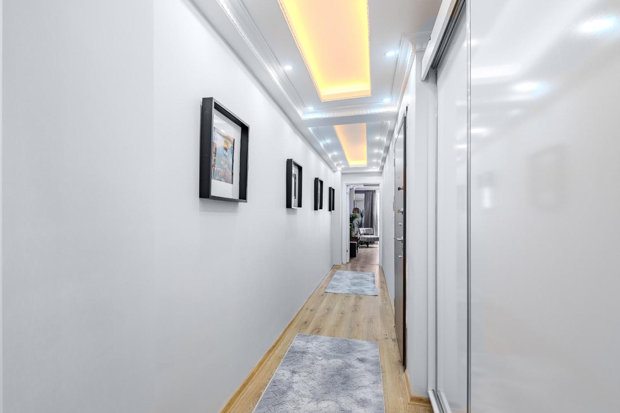 Modern Şişli Flat – High-Speed Wi-Fi Elevator