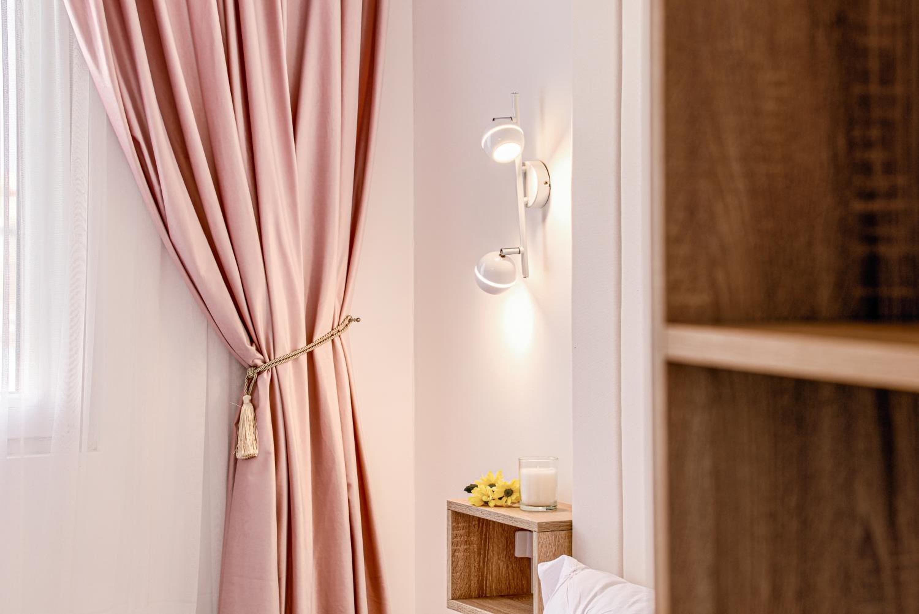 ARI Pastel Apartment - Elegant & Charming Retreat
