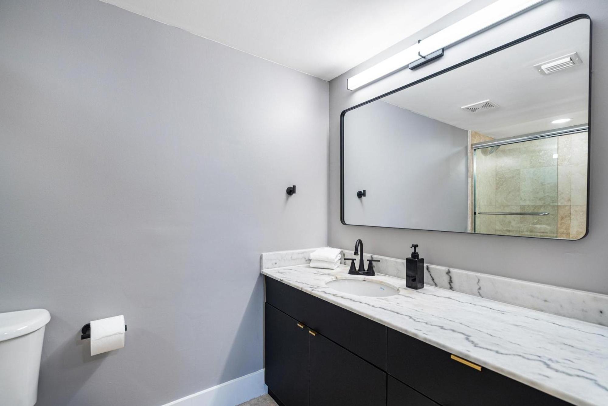 1200 Brickell Bay Drive 3102