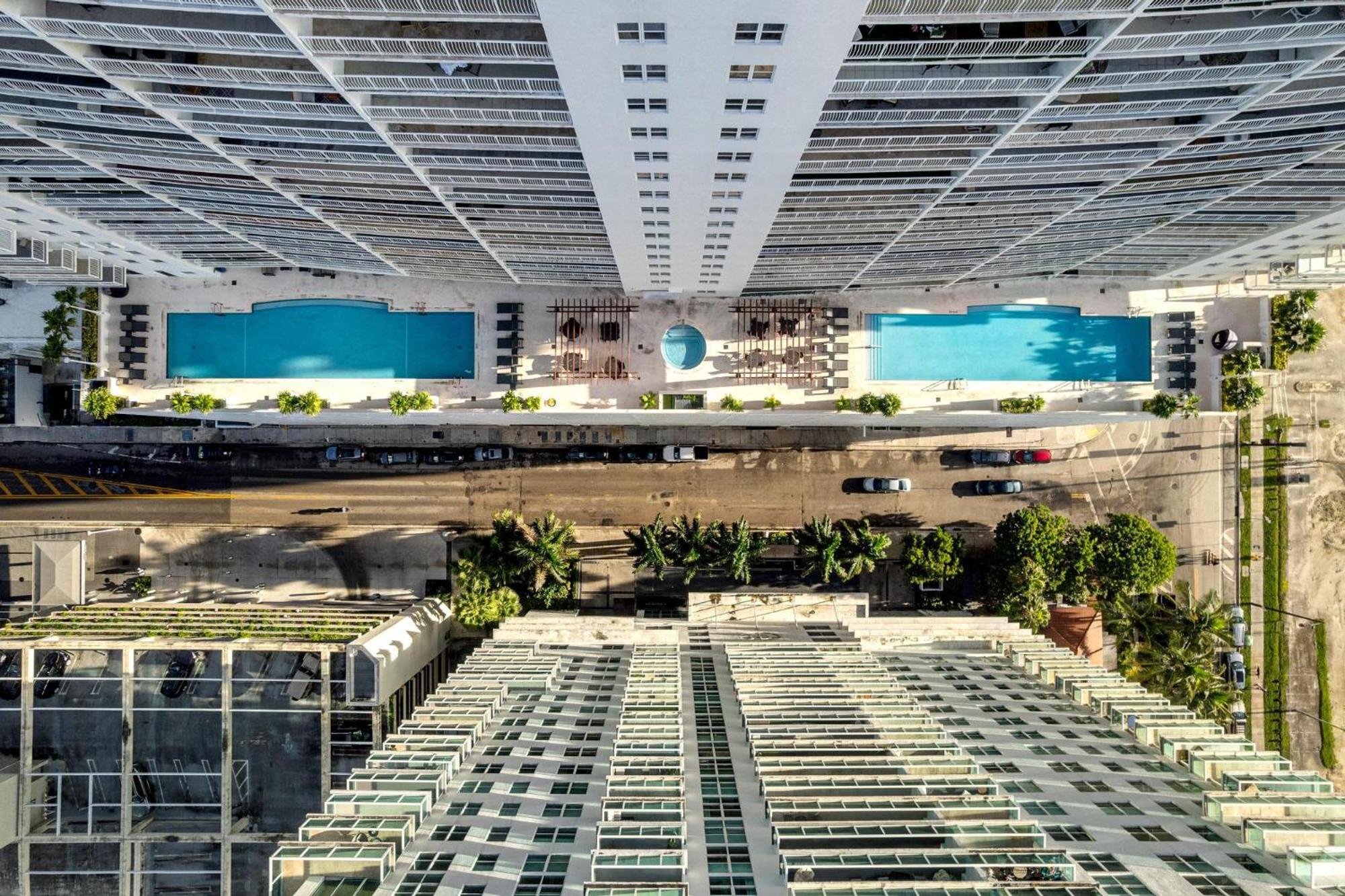 1200 Brickell Bay Drive 3102