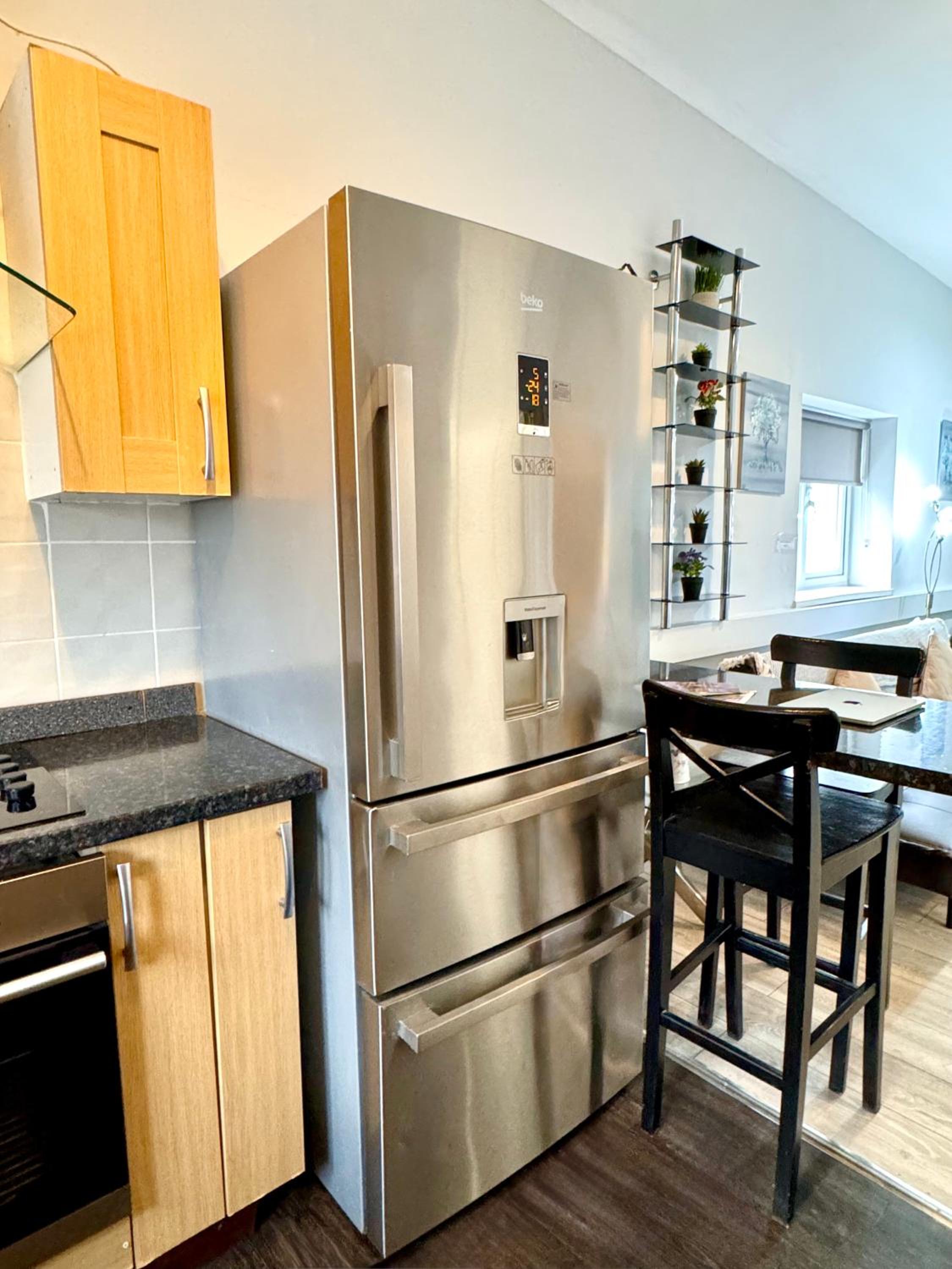 The Dock, South Shields 2 bedrooms sleeps 5 long stay and contractor rates welcome