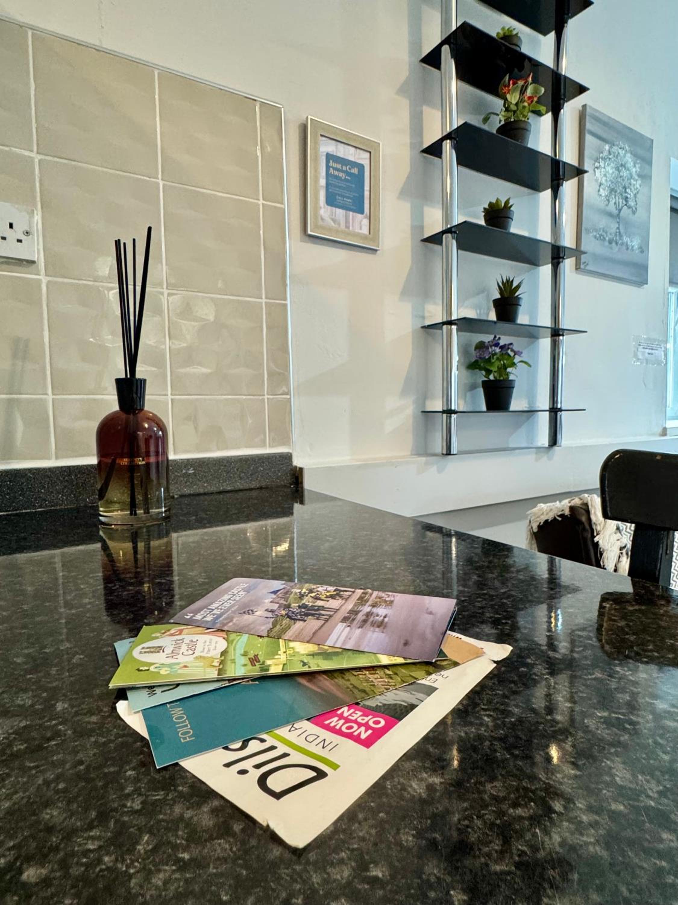 The Dock, South Shields 2 bedrooms sleeps 5 long stay and contractor rates welcome