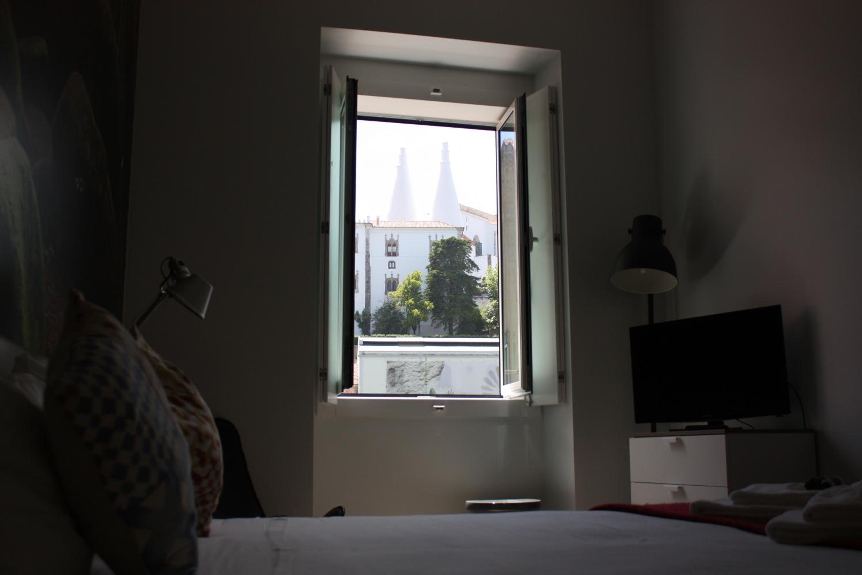 Moon Hill Hostel