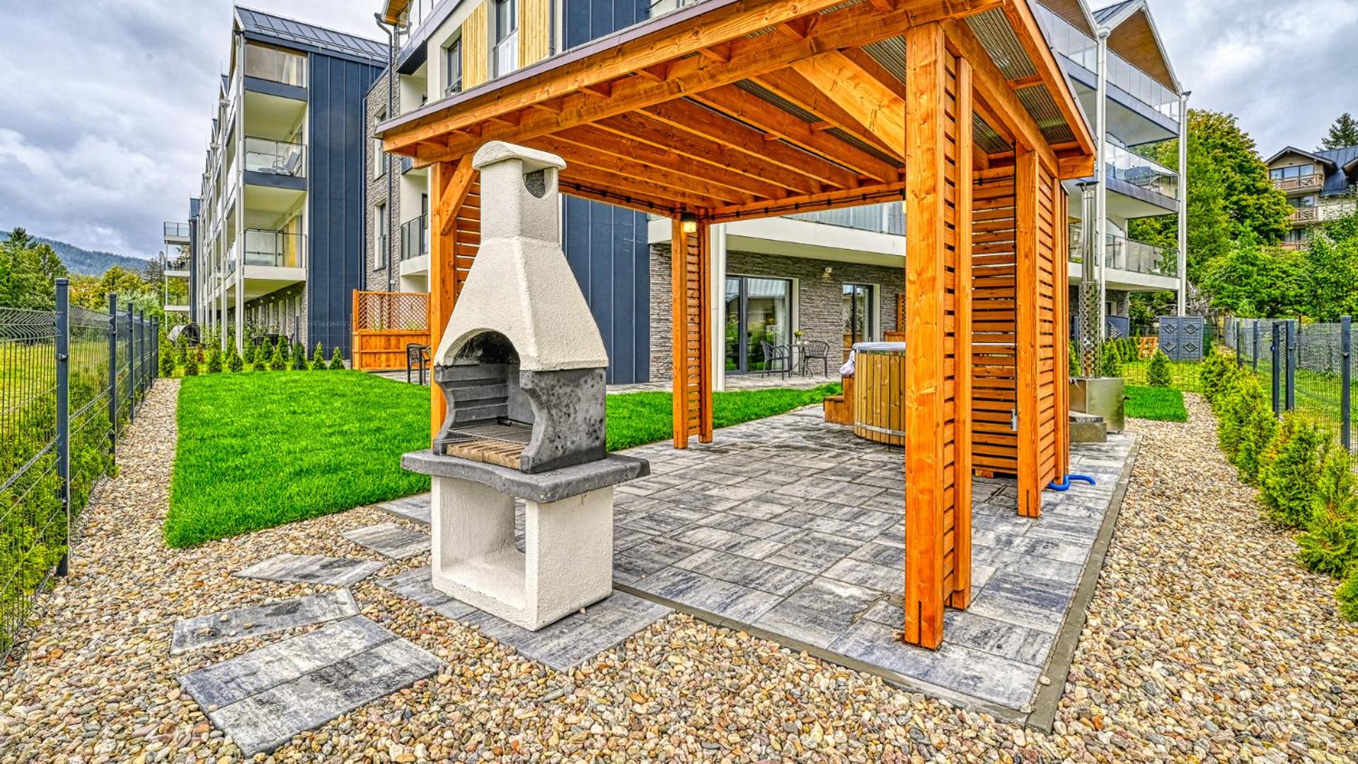 Apartament Superior z prywatną balią i ogrodem - Belle View & SPA - by Royal Aparts
