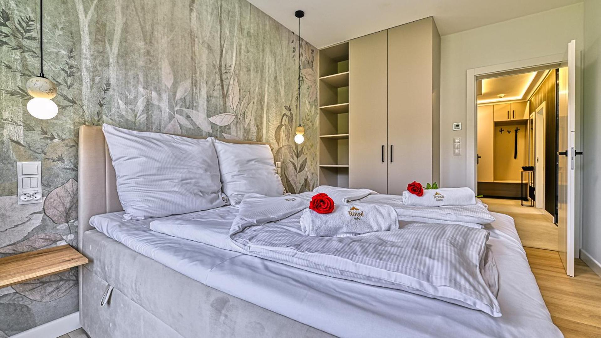 Apartament Superior z prywatną balią i ogrodem - Belle View & SPA - by Royal Aparts