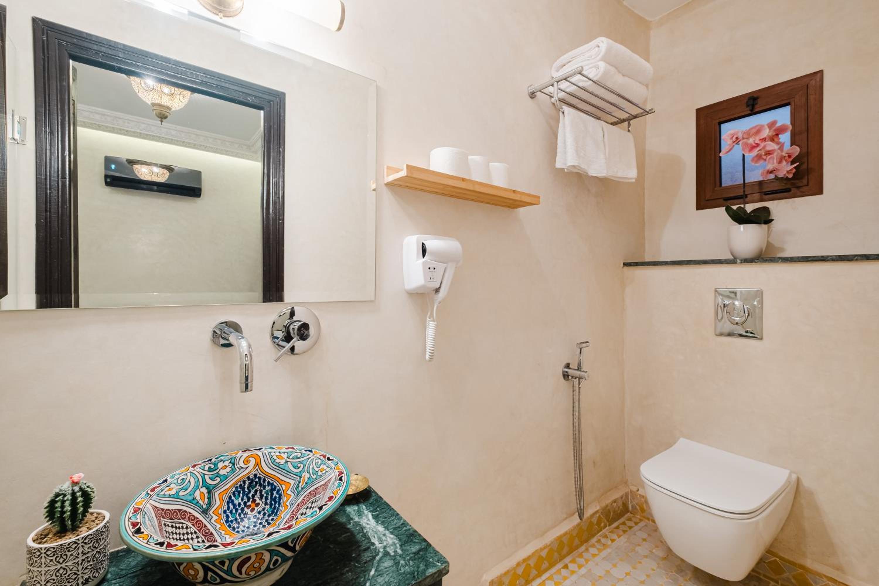 Riad Emeraude Cozy Riad with Shared Pool 4 Room