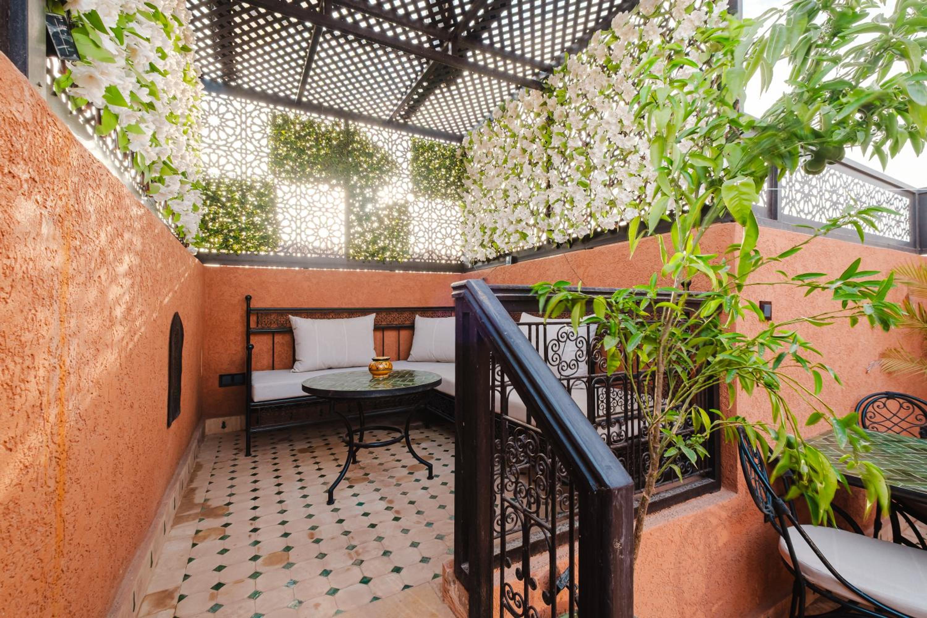 Riad Emeraude Cozy Riad with Shared Pool 4 Room