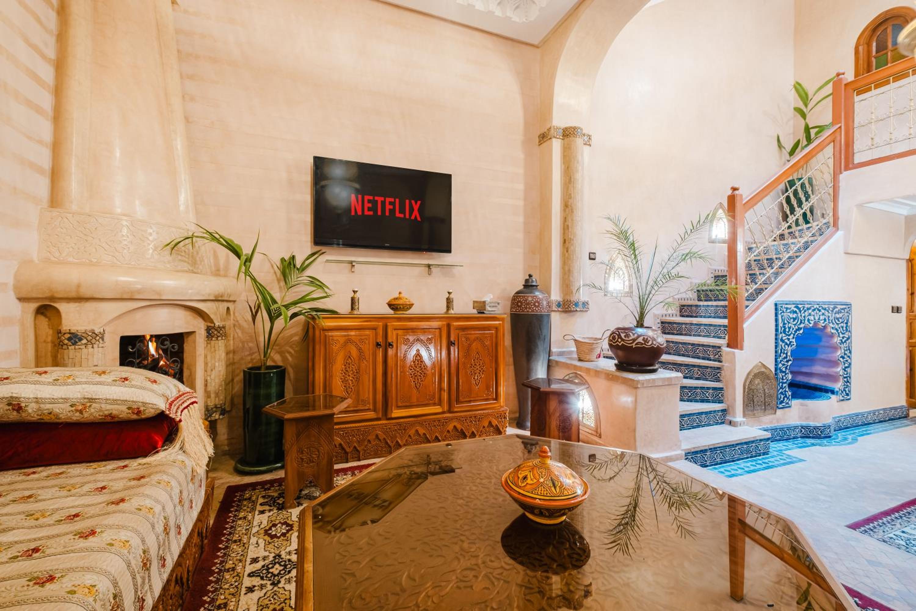 Riad Cozy Marrakech, Shared Pool with 3 Rooms