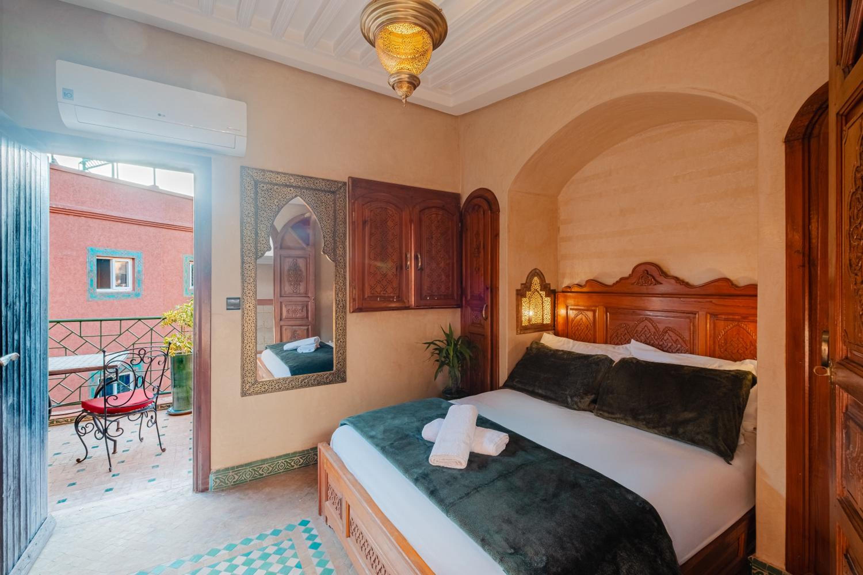 Riad Cozy Marrakech, Shared Pool with 3 Rooms