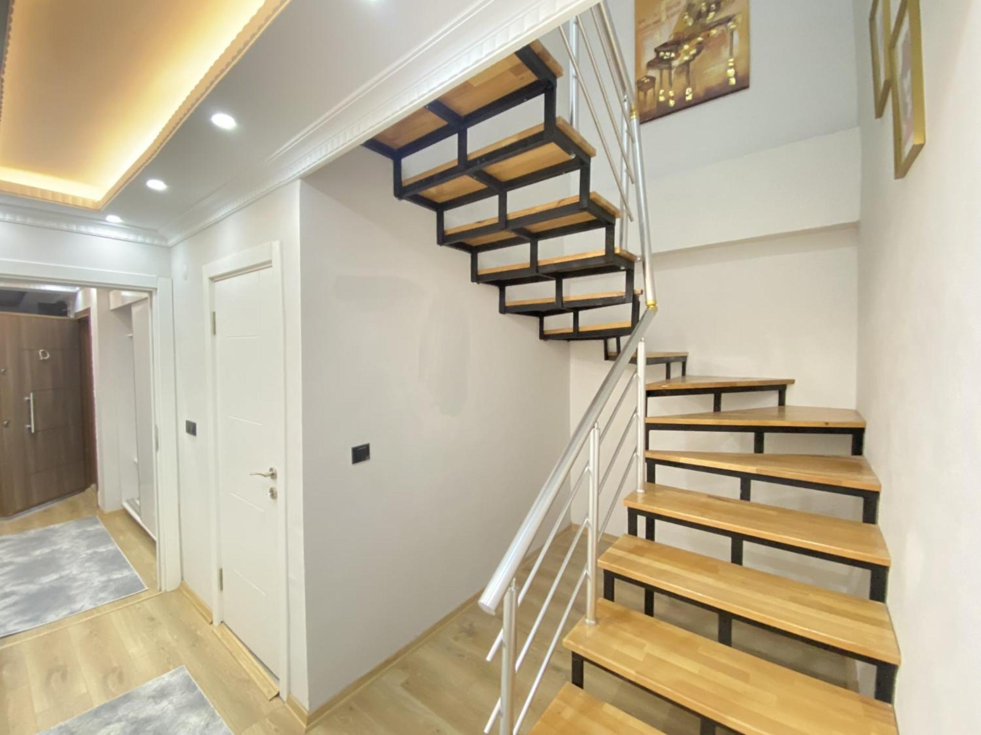 High-Speed Wi-Fi Flat • Elevator • Modern Design