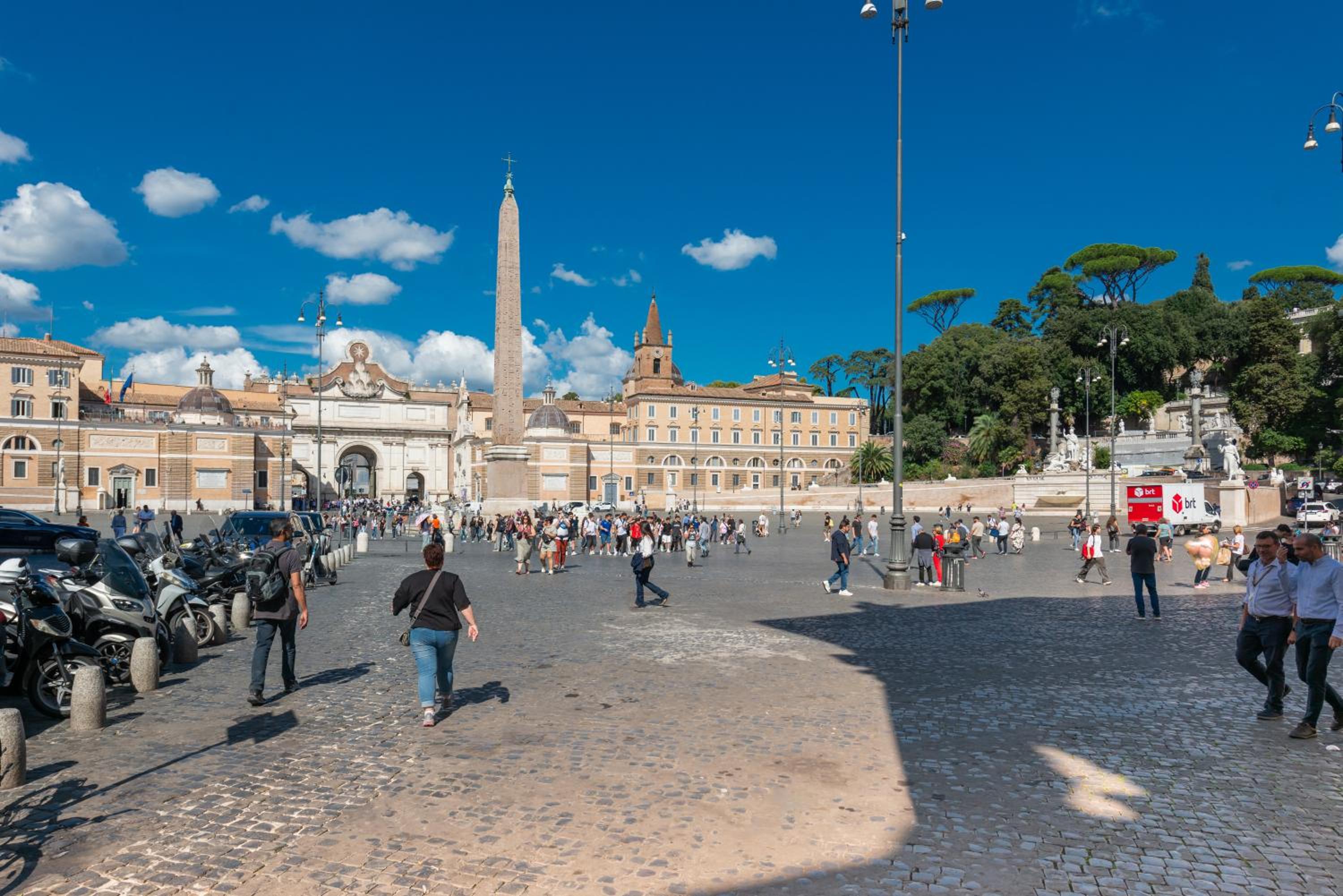 Piazza del Popolo appartamento via Brunetti
