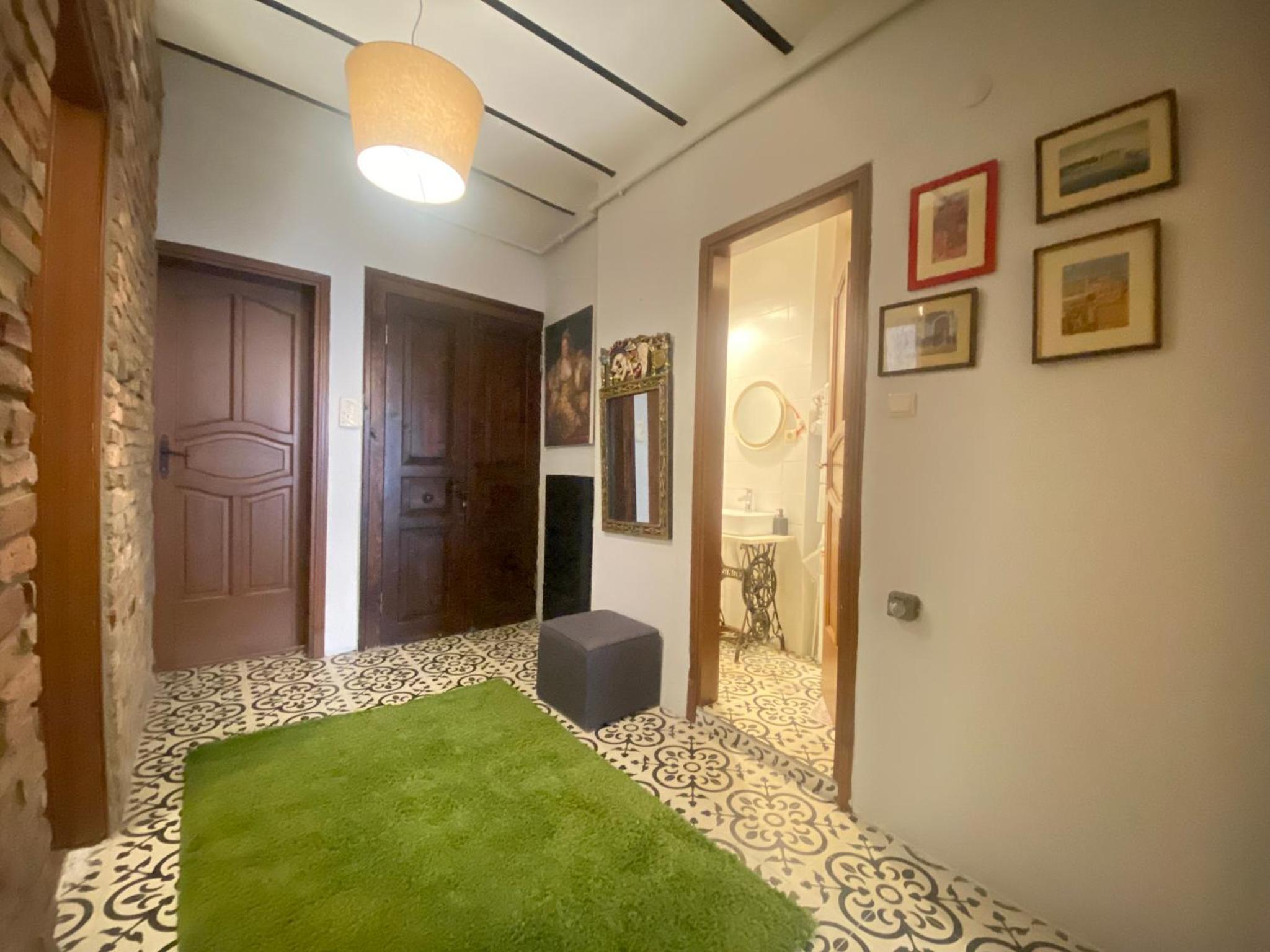 Authentic 1BR Beyoğlu Flat - Walk to İstiklal