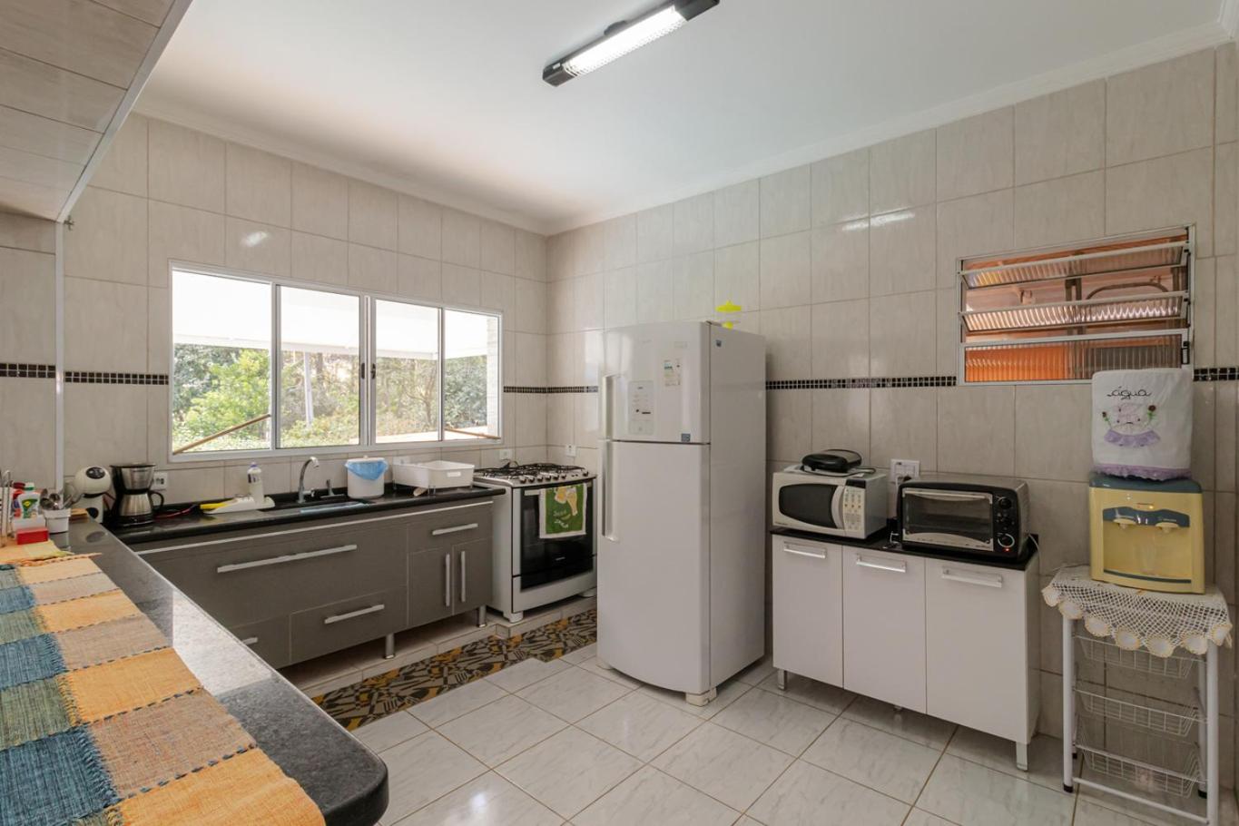 Casa Tematica com Piscina e Churrasqueira