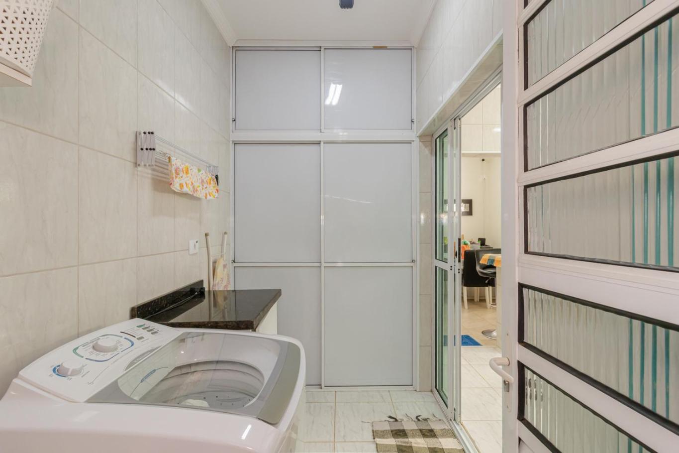 Casa Tematica com Piscina e Churrasqueira