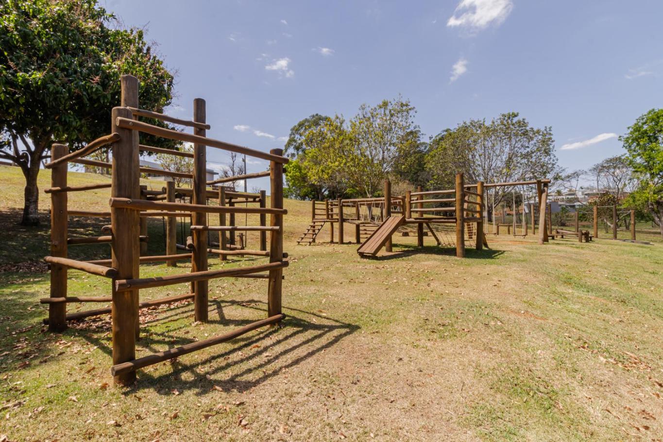 Casa Tematica com Piscina e Churrasqueira