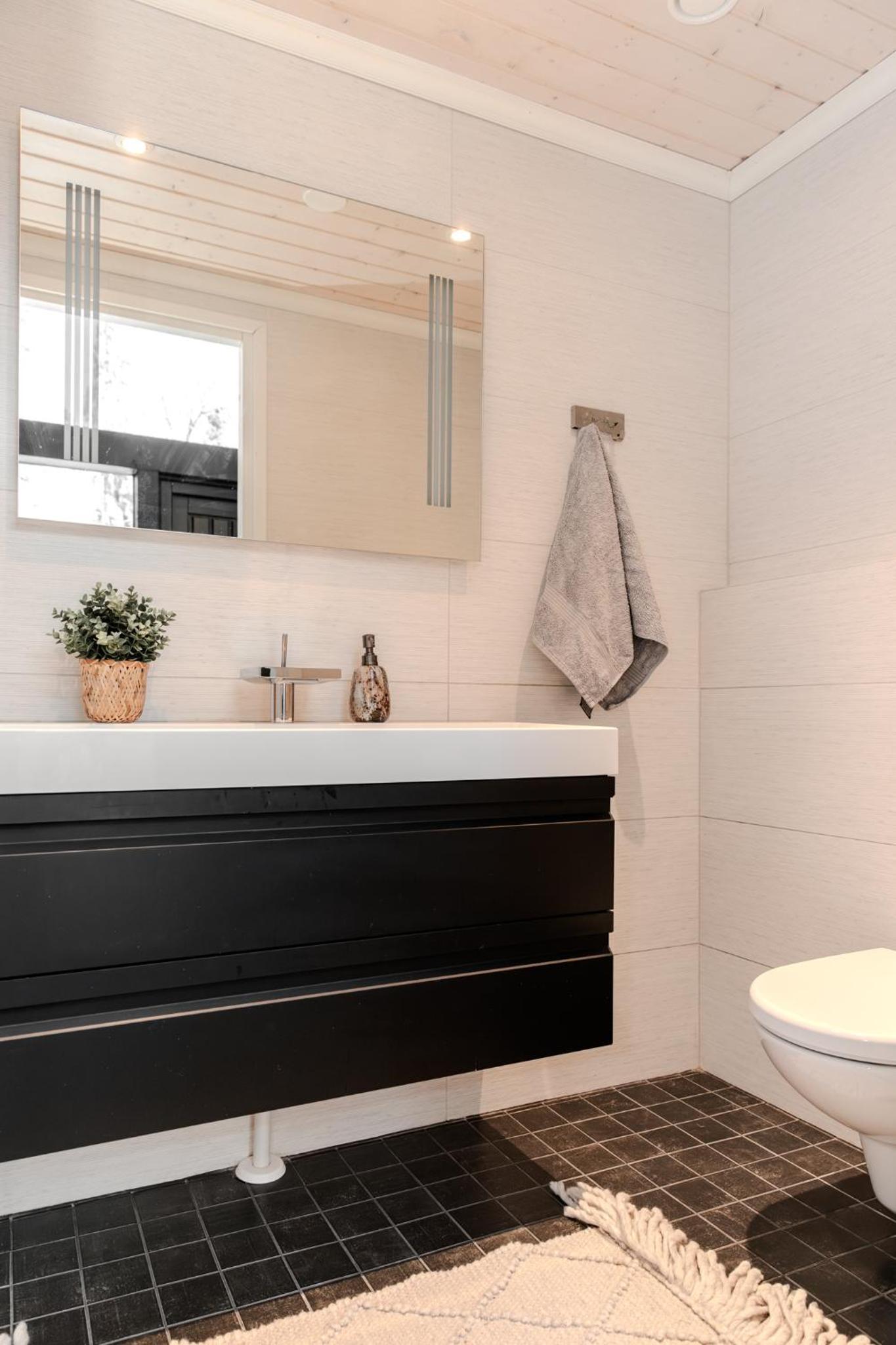 Villa Ailo - Quality Villa with Sauna & Jacuzzi