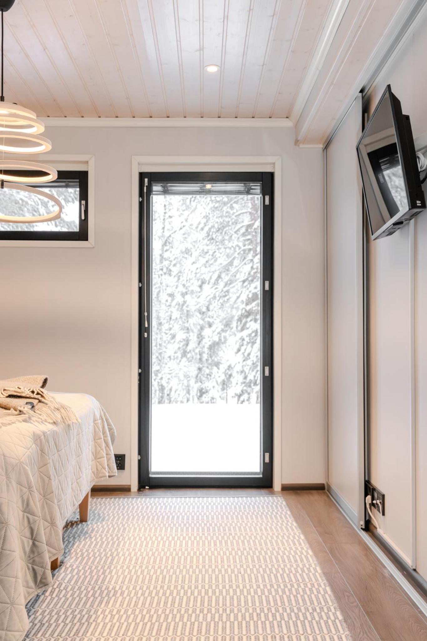 Villa Ailo - Quality Villa with Sauna & Jacuzzi