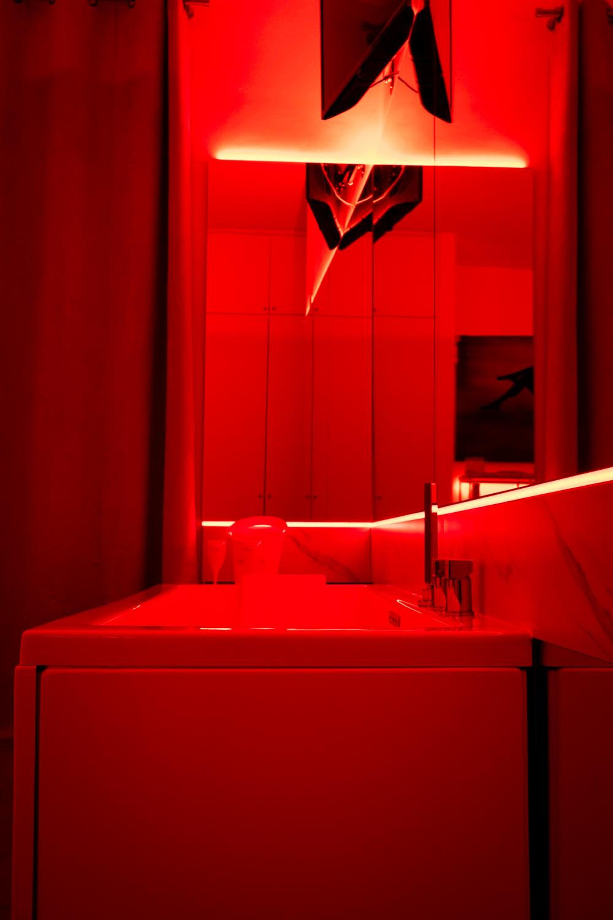 Red Light Room