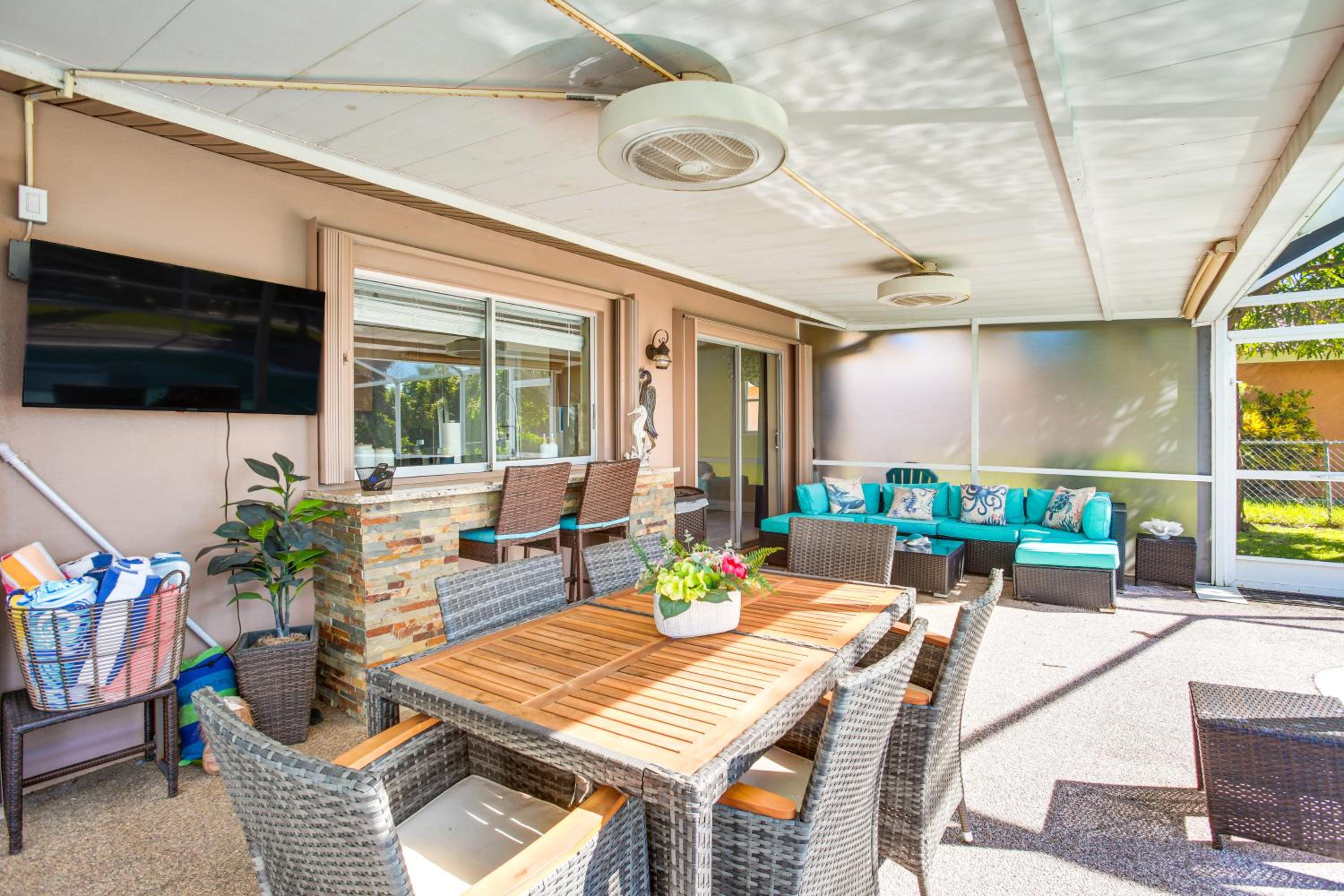 Dock Your Boat Waterfront Cape Coral Home with Pool