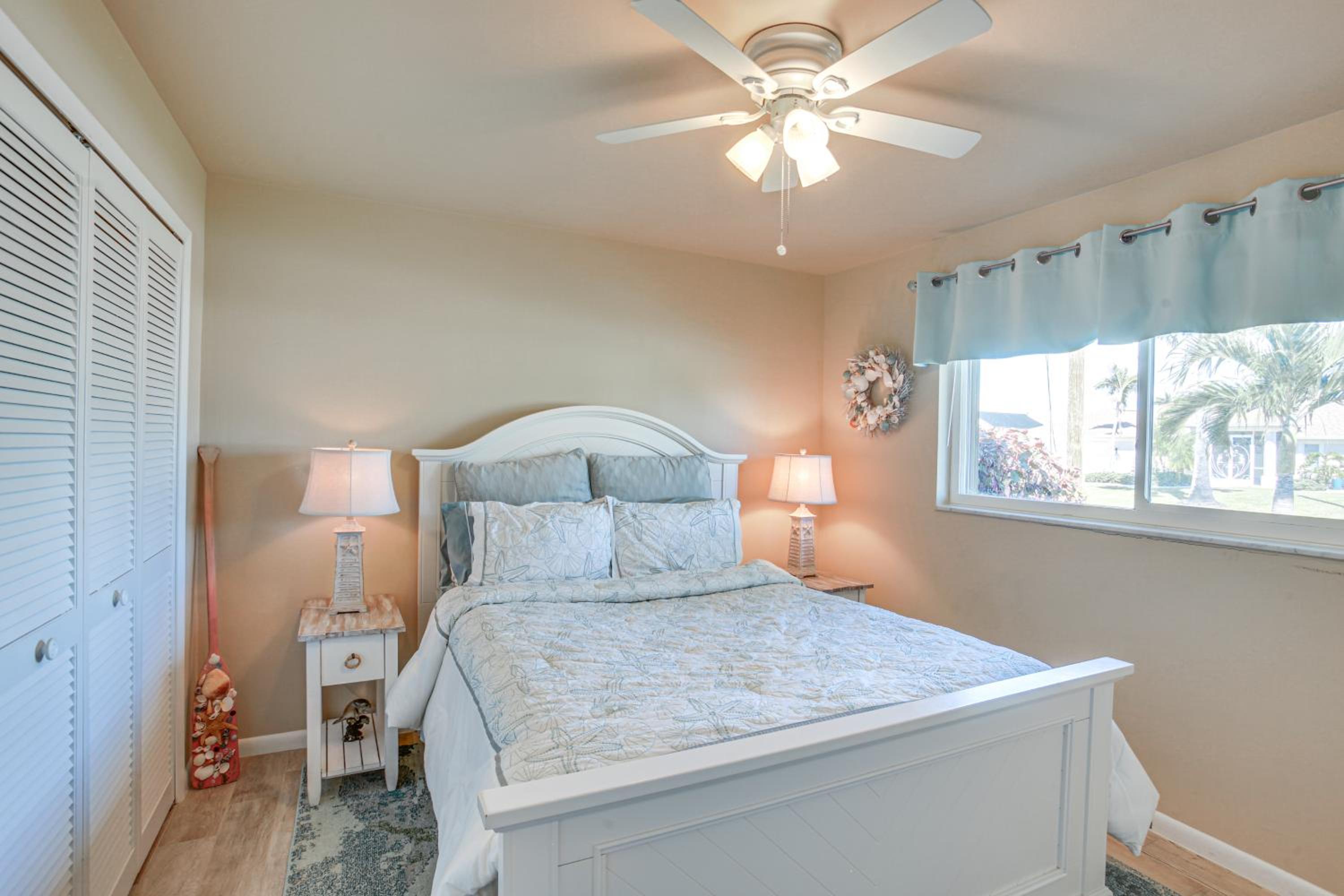 Dock Your Boat Waterfront Cape Coral Home with Pool
