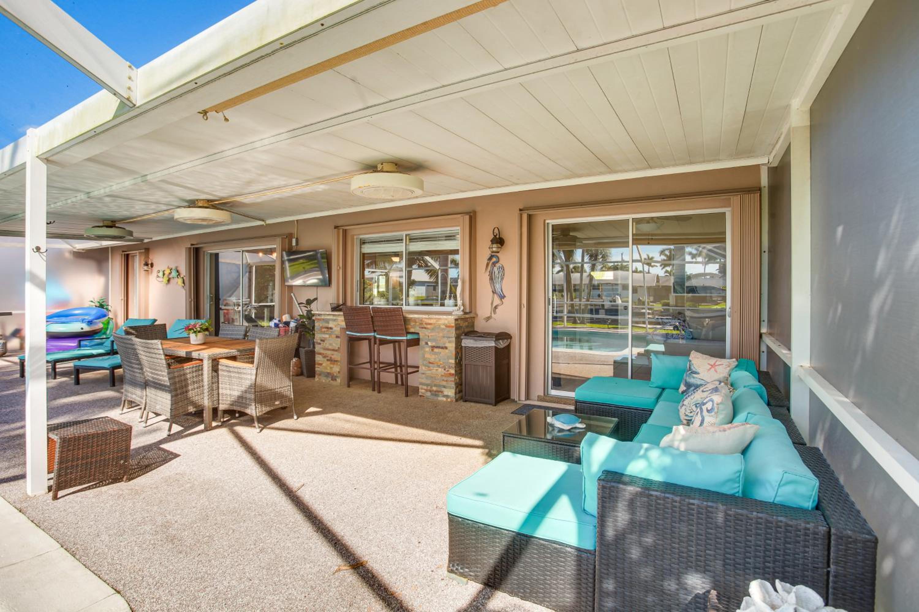Dock Your Boat Waterfront Cape Coral Home with Pool