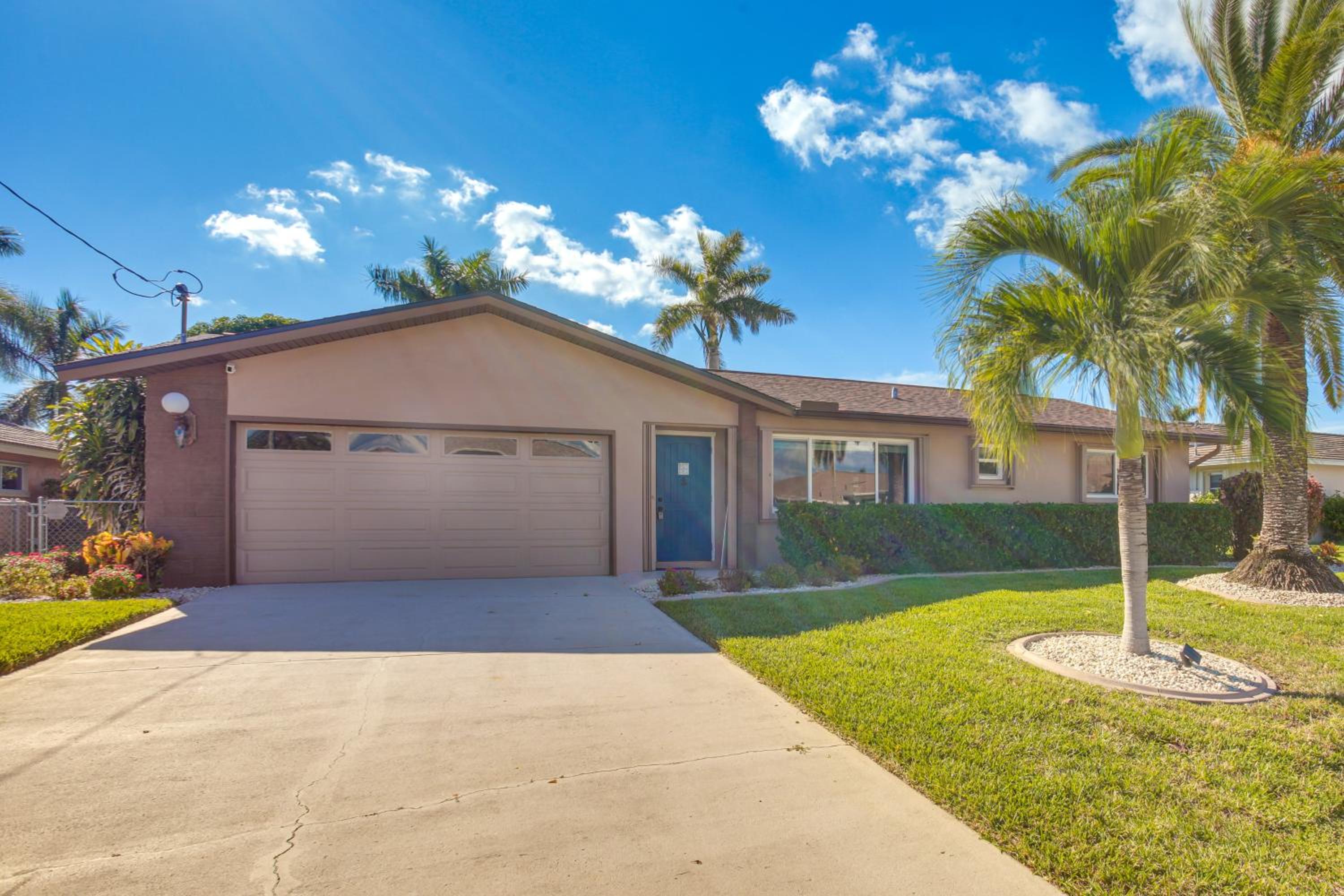 Dock Your Boat Waterfront Cape Coral Home with Pool