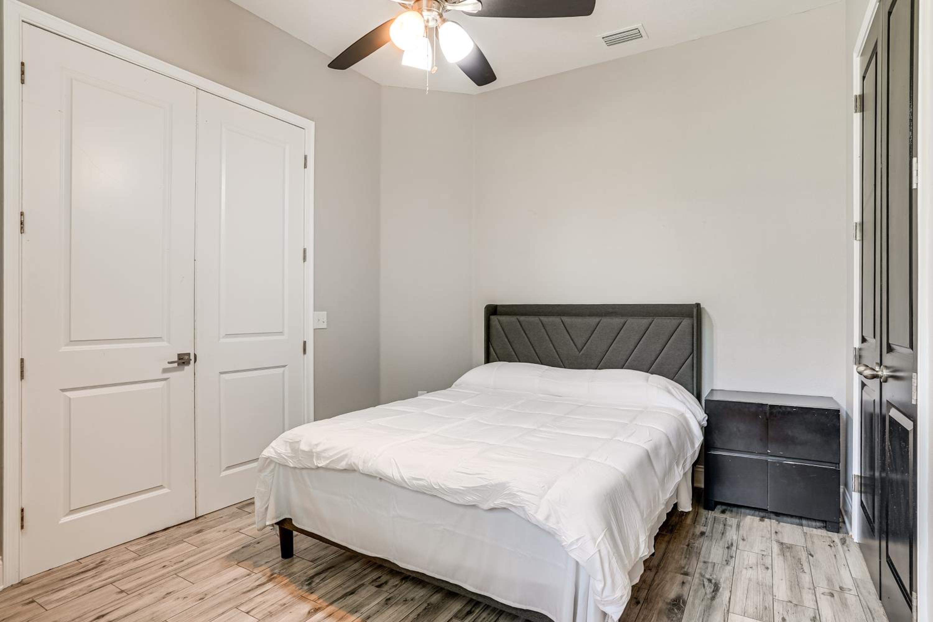 Pet-Friendly Lakeland Family Oasis with Game Room