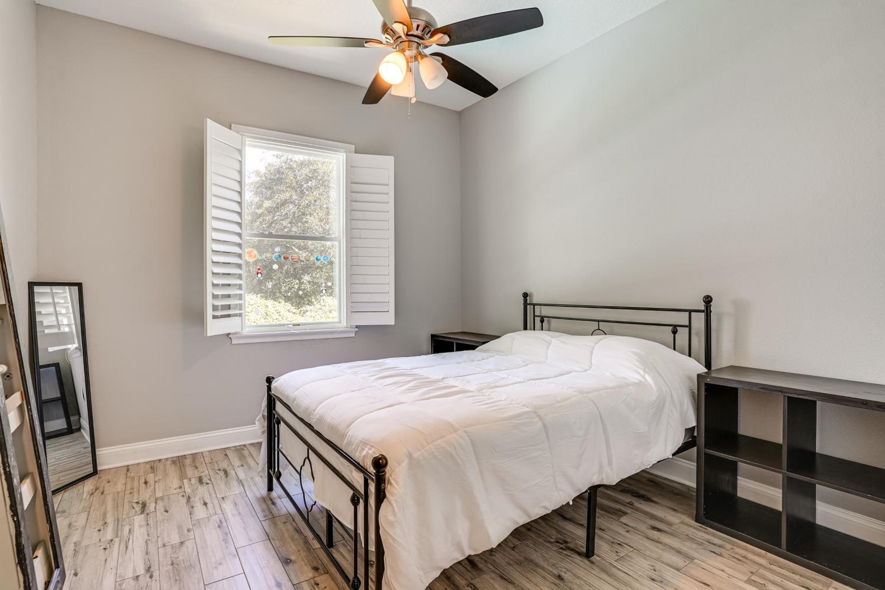 Pet-Friendly Lakeland Family Oasis with Game Room