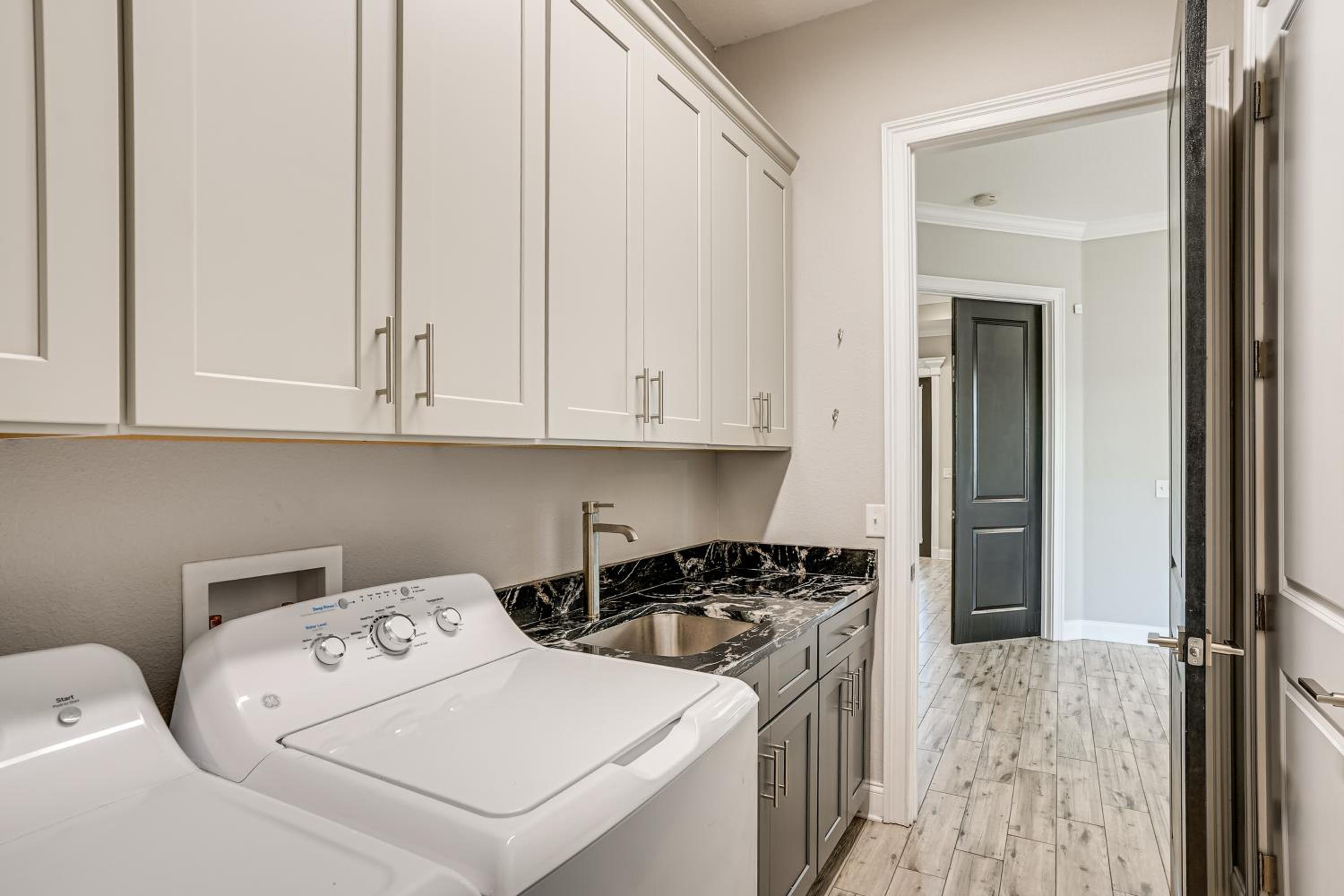 Pet-Friendly Lakeland Family Oasis with Game Room