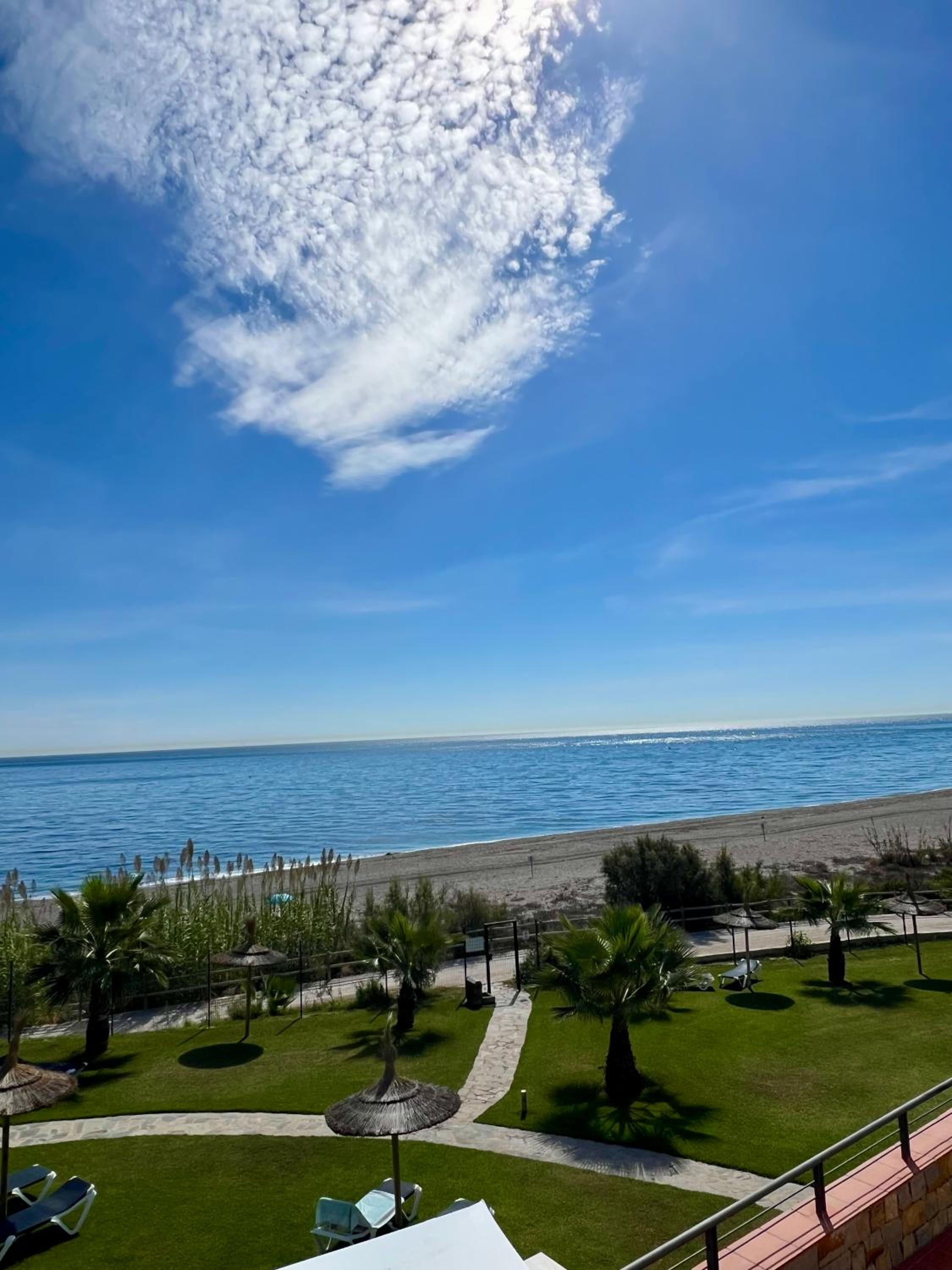 BEACHFRONT Premium Casares del Mar
