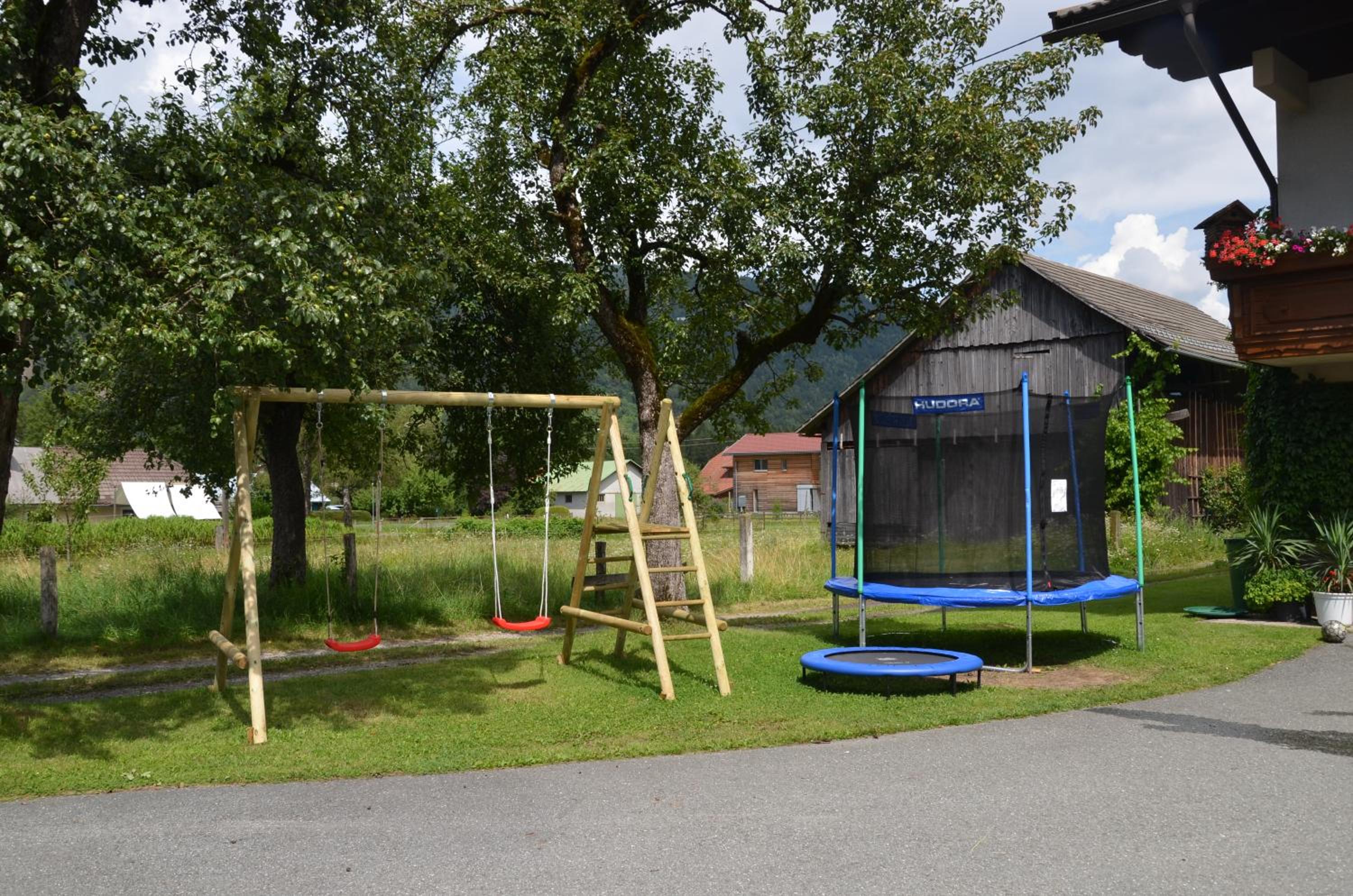 Photo 44