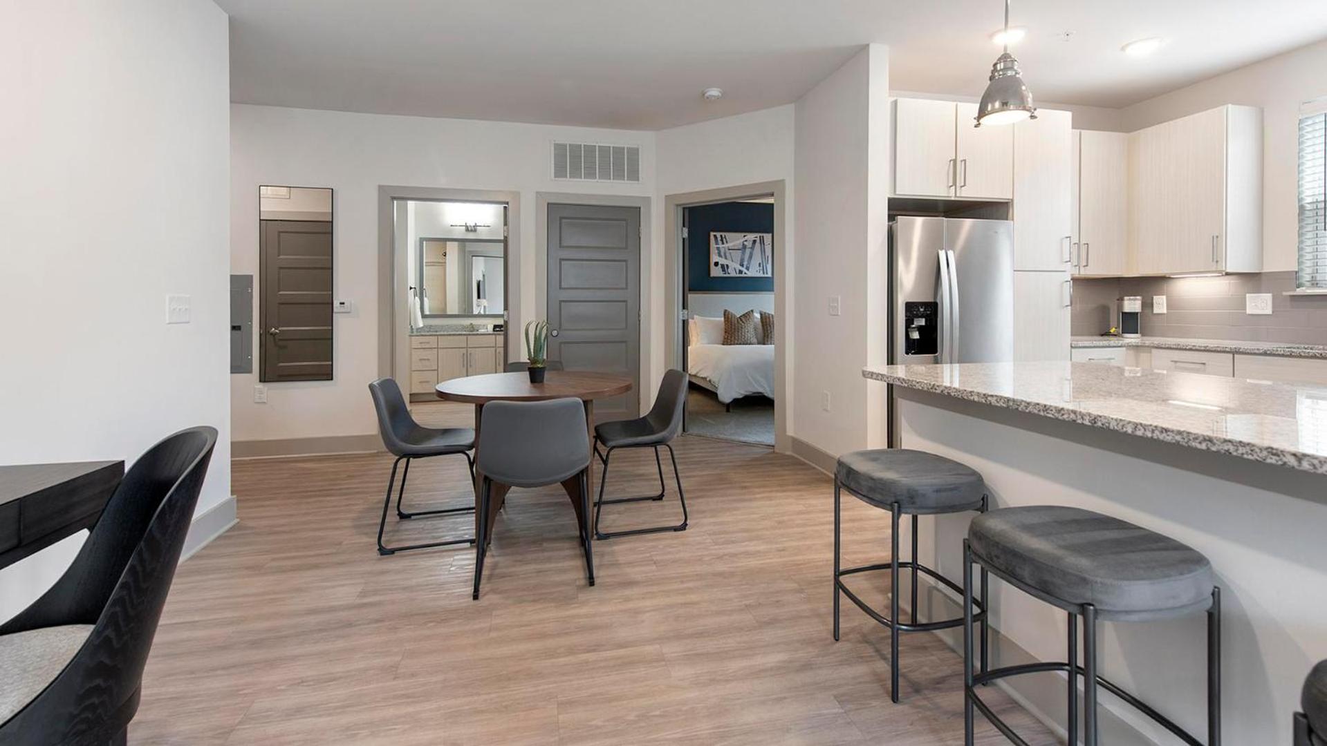 Landing Apartments Charlotte - Newell South