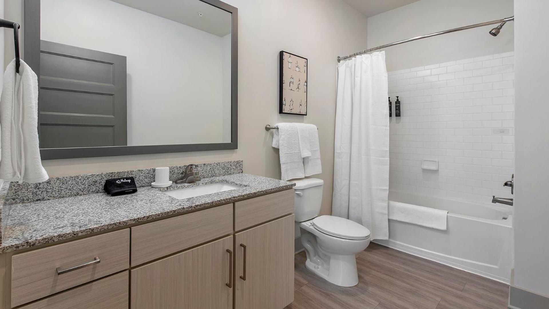 Landing Apartments Charlotte - Newell South