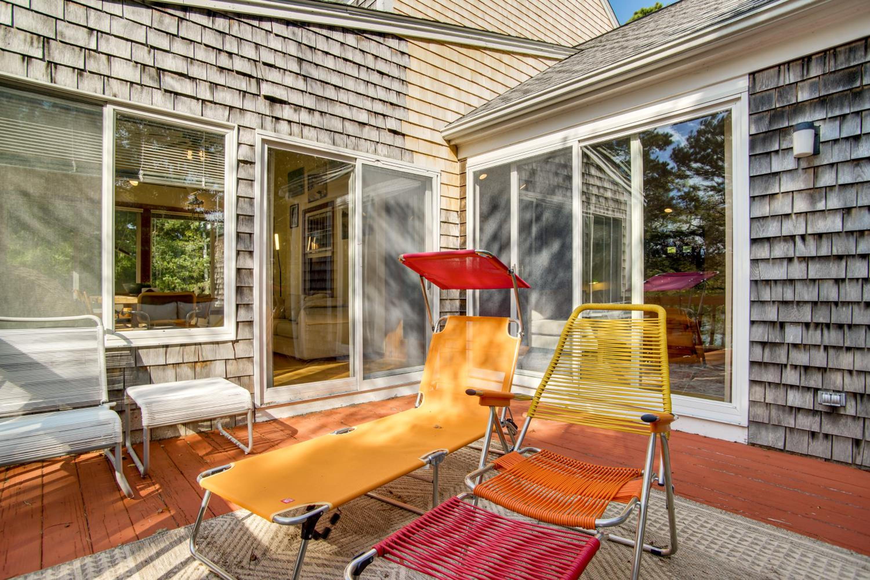 4,200 Sq Ft Mid-Cape Cottage with Furnished Deck!
