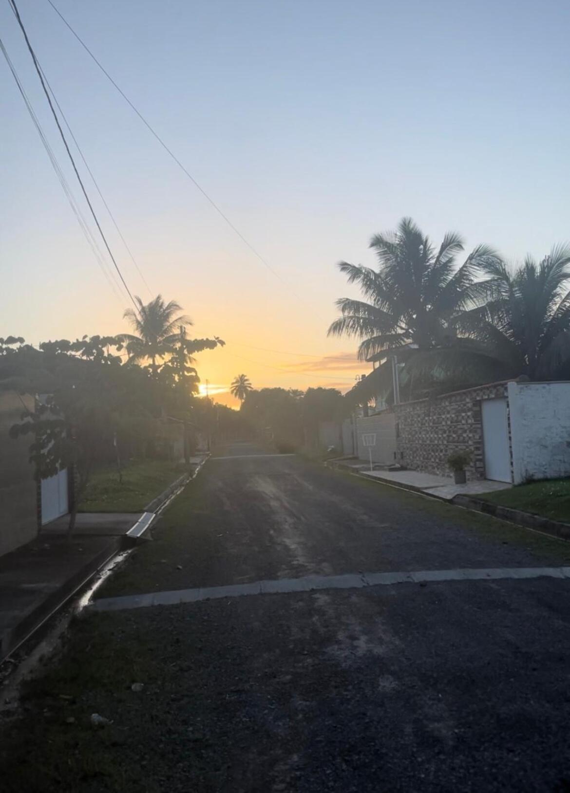 Casa Amarela - 200m da praia, 3-4, Garagem e Wi-Fi