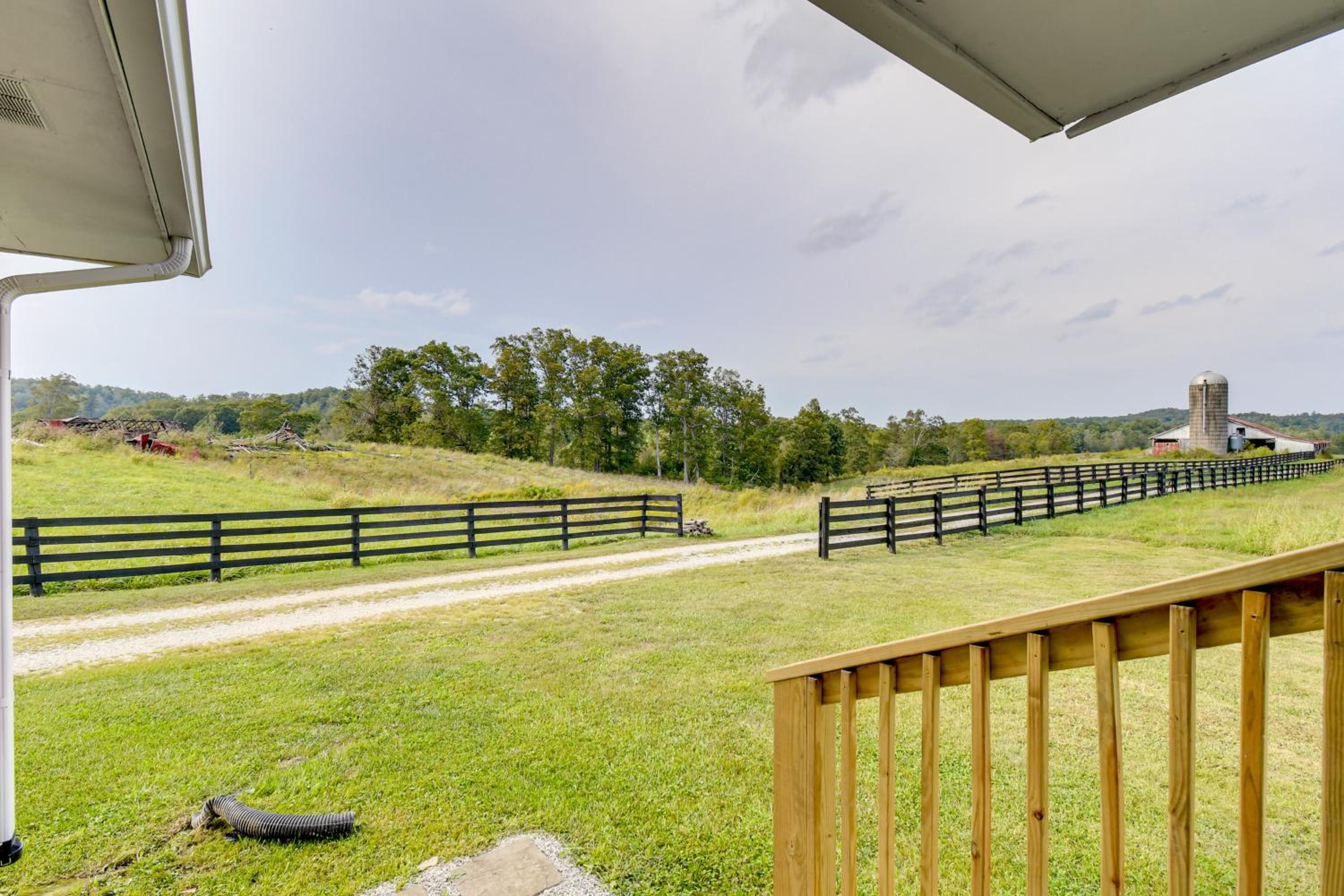 10 Mi to Red River Gorge Peaceful Rural Getaway!